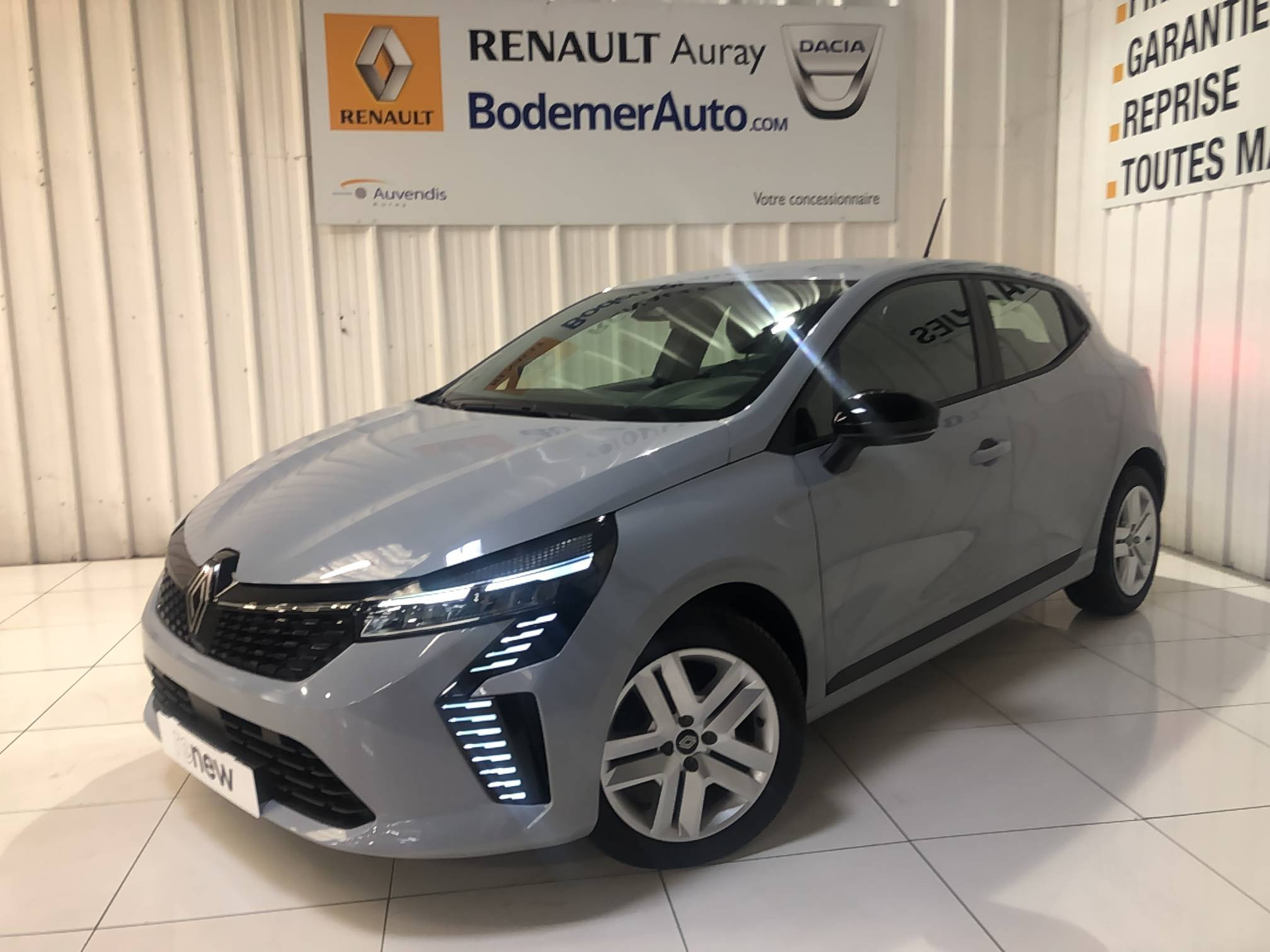 Renault Clio 5 Clio TCe 90 occasion de 2024 en vente à Auray
