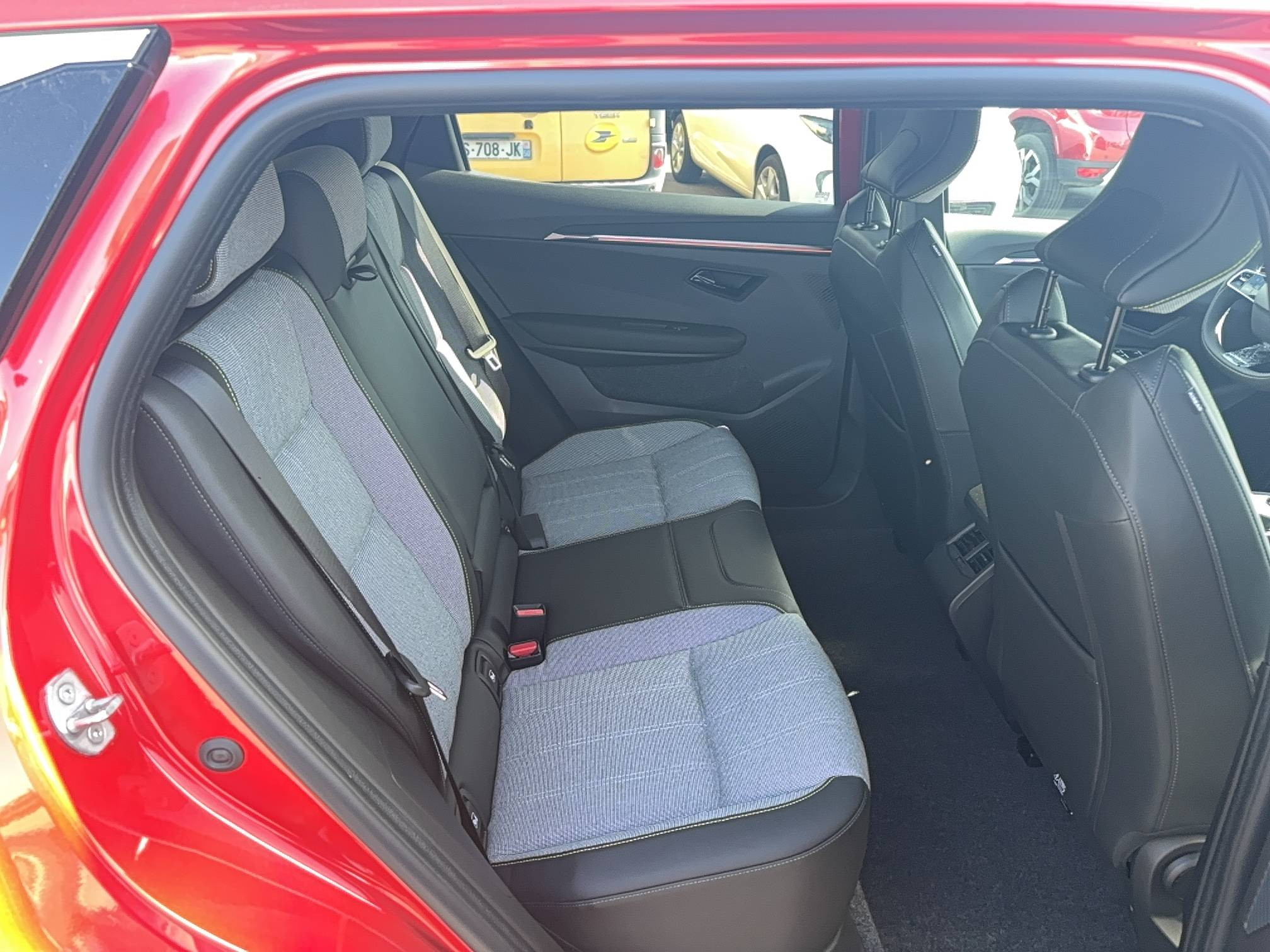 Vente en ligne Renault Scenic E-Tech Scenic E-Tech électrique 220 ch grande autonomie au prix de 44 900 €