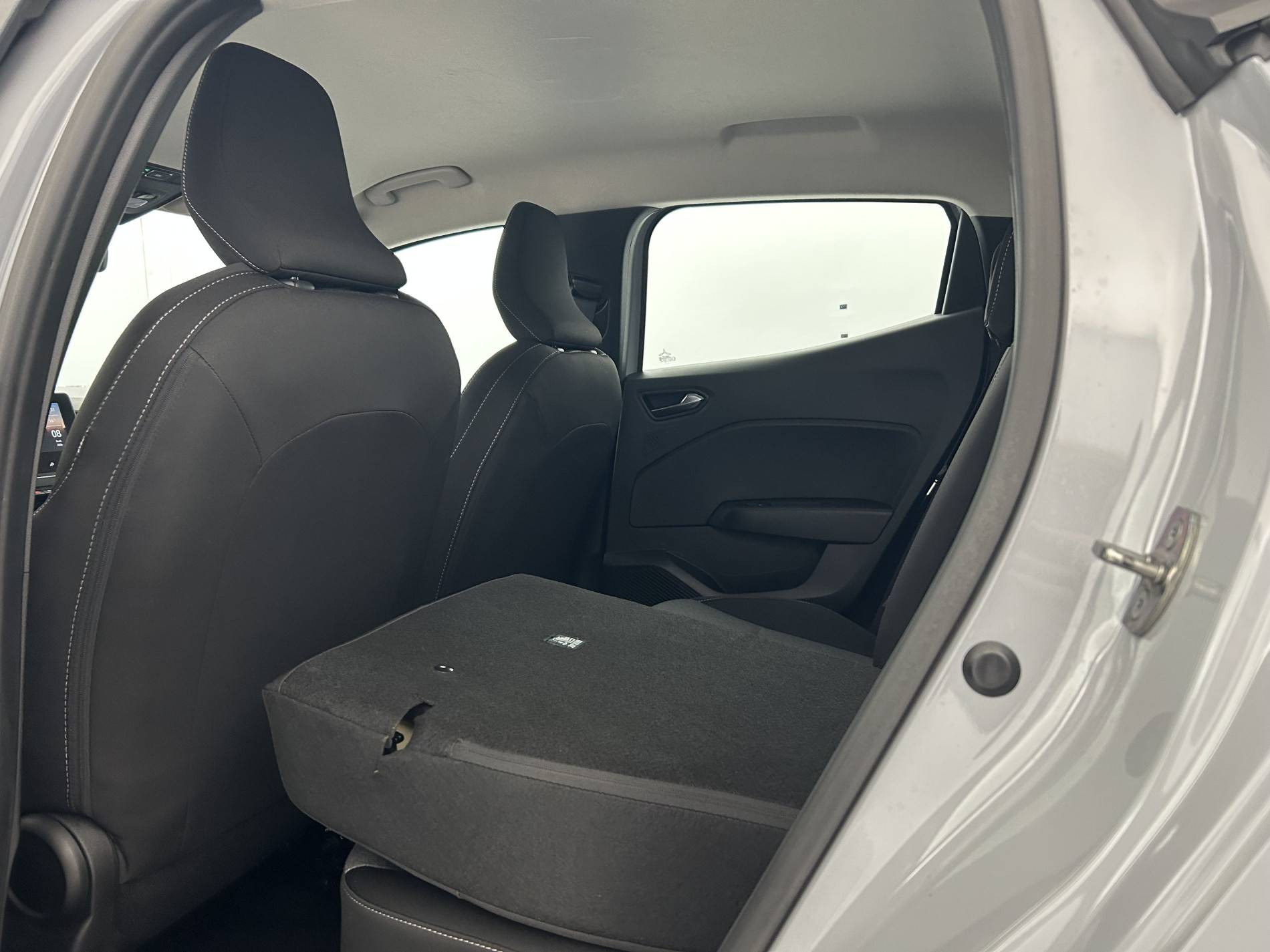 Vente en ligne Renault Clio 5 Clio TCe 90 au prix de 15 790 €