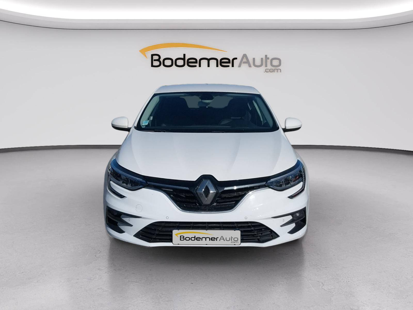 Vente en ligne Renault Megane 4  Blue dCi 115 au prix de 14 290 €