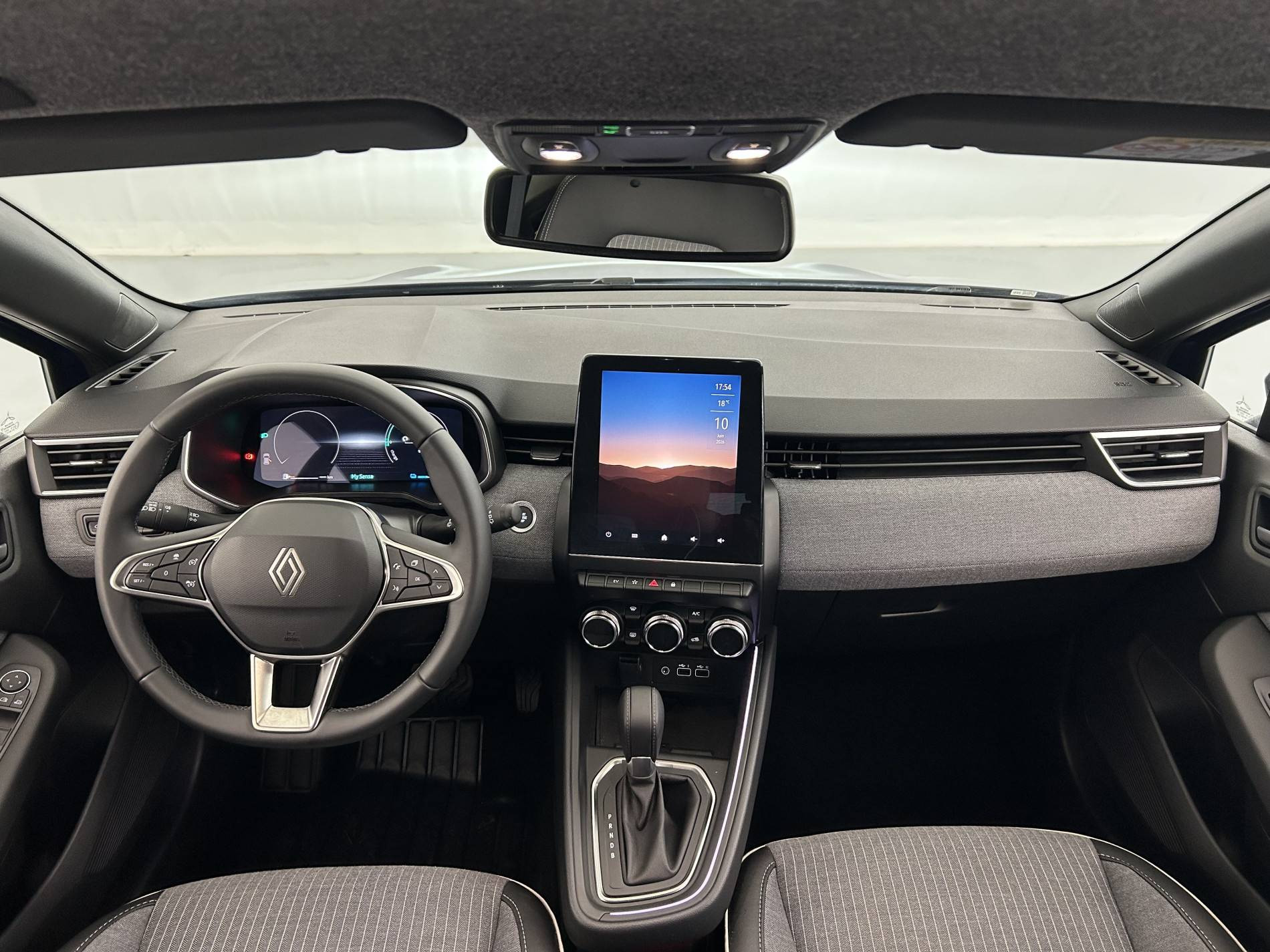 Vente en ligne Renault Clio 5 Clio E-Tech full hybrid 145 ch GSR2 au prix de 20 990 €