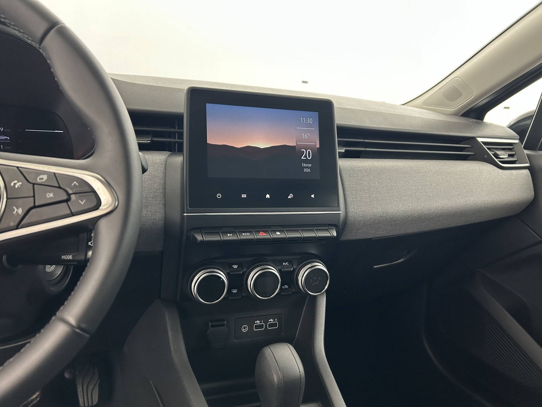 Vente en ligne Renault Clio 5 Clio E-Tech full hybrid 145 ch GSR2 au prix de 19 900 €