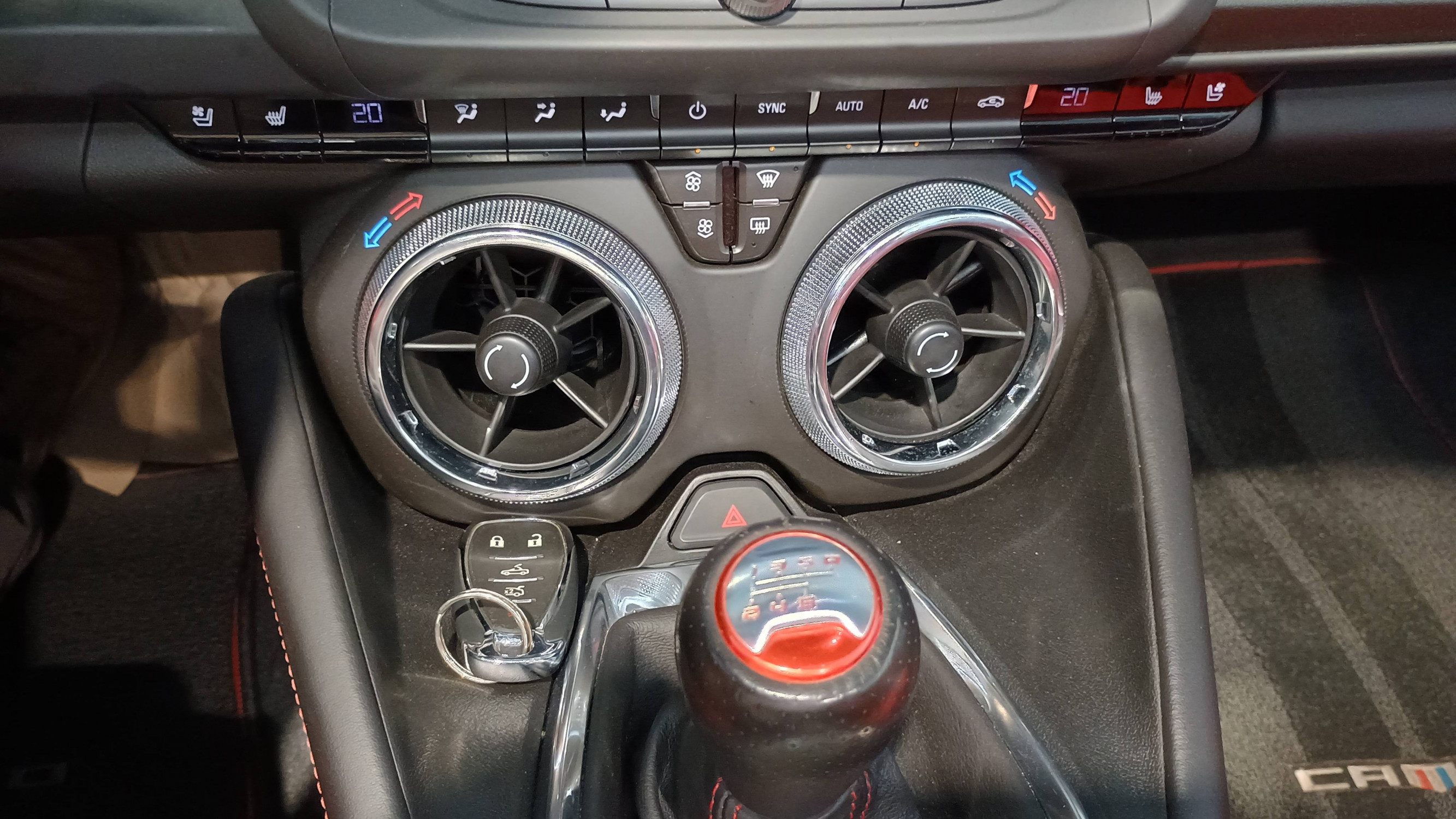 Vente en ligne Chevrolet Camaro  V8 6.2 453ch au prix de 46 990 €