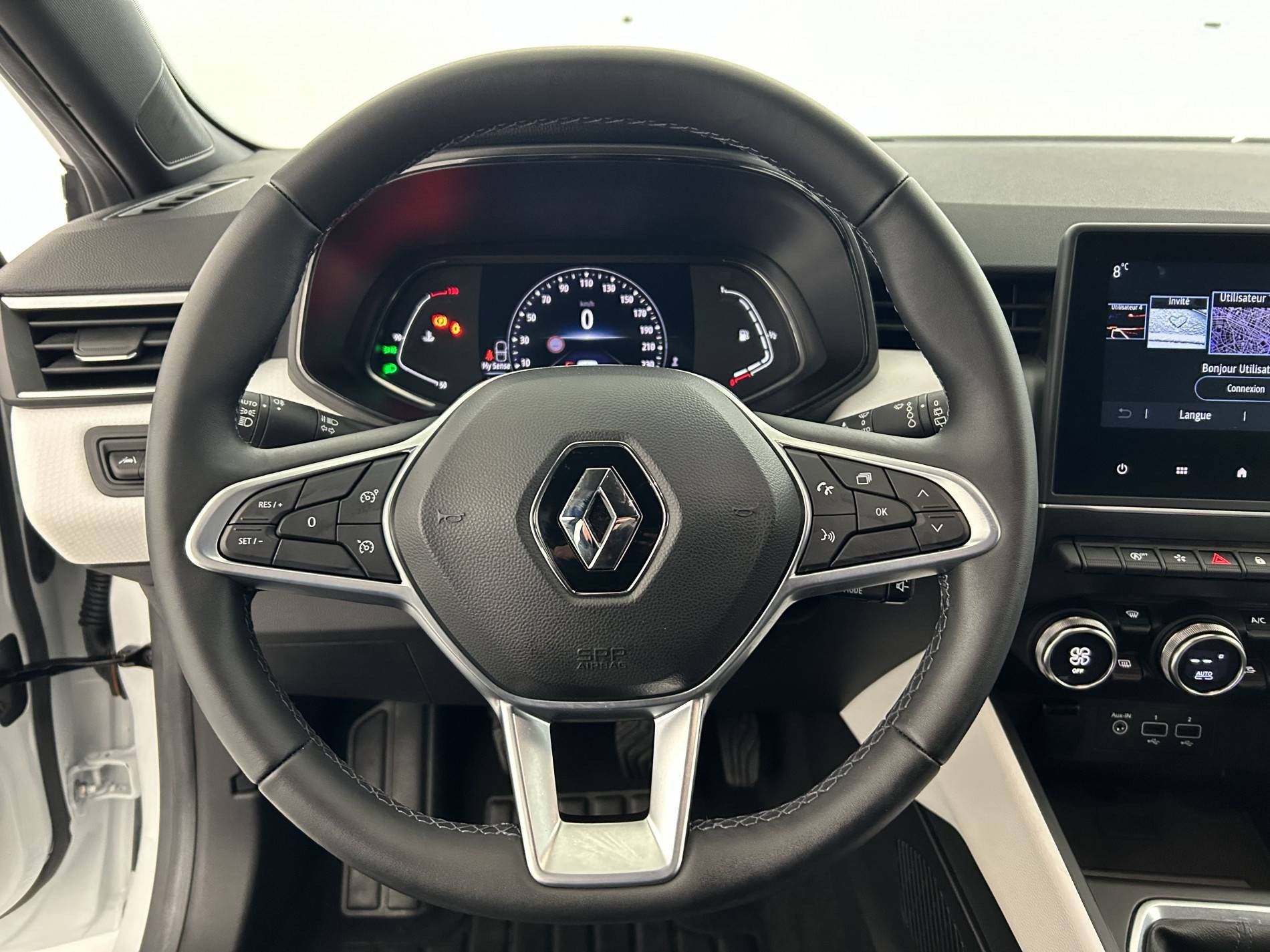 Vente en ligne Renault Clio 5 Clio TCe 90 - 21N au prix de 15 990 €