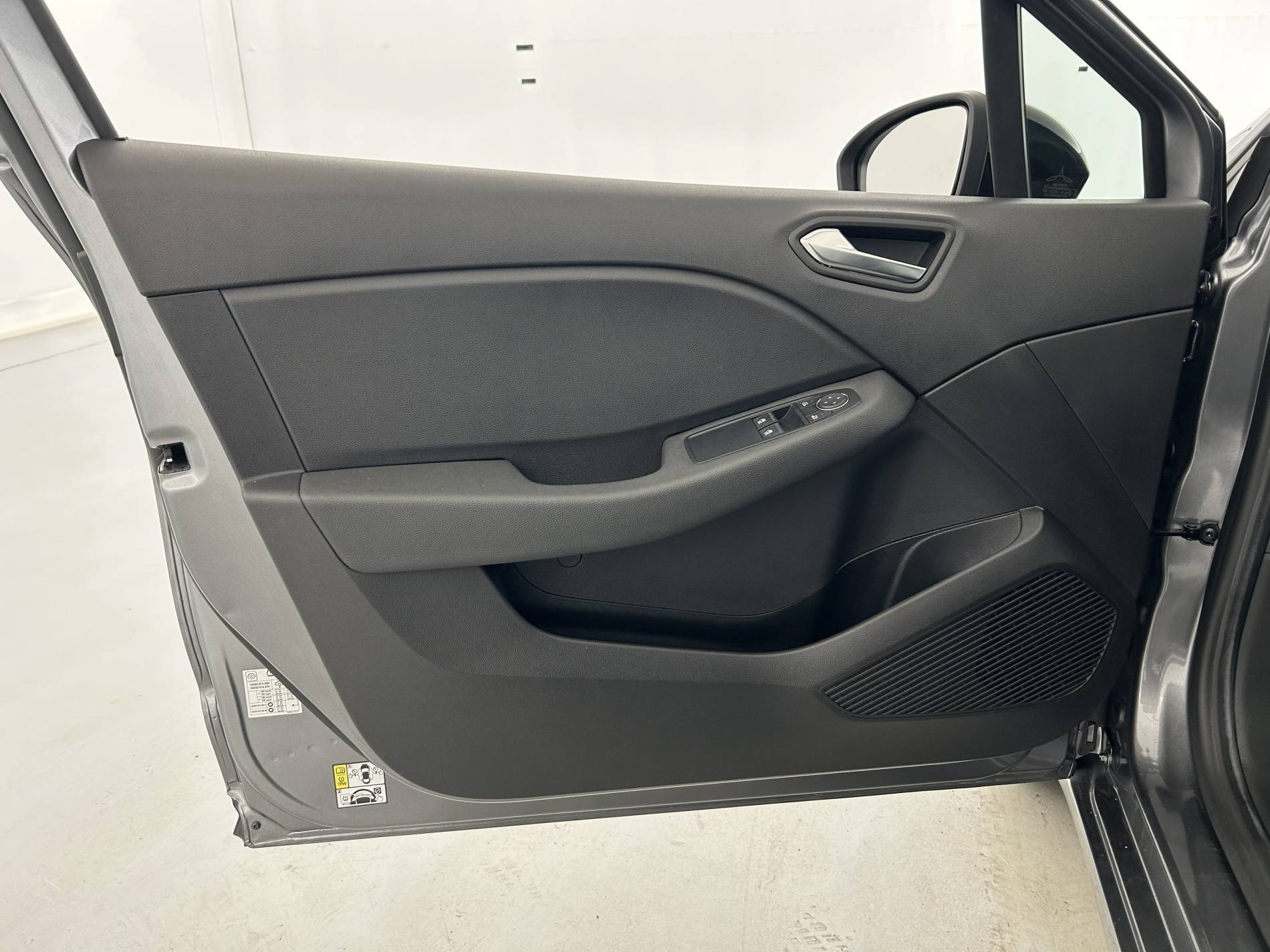 Vente en ligne Renault Clio 5 Clio TCe 90 au prix de 14 290 €