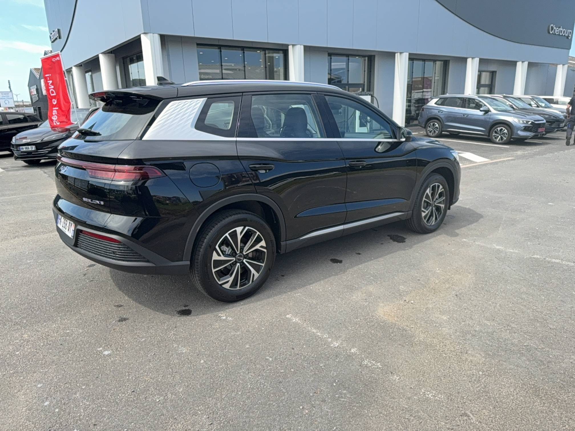Vente en ligne Byd Sealion 5  1.5l DM-i 212 ch PHEV au prix de 28 490 €
