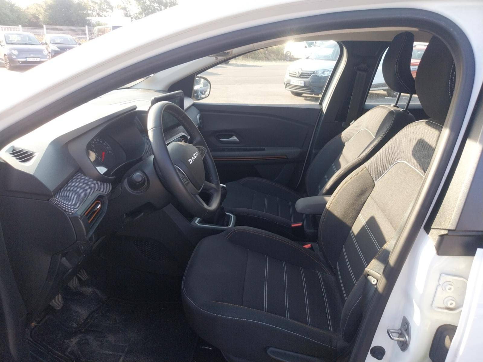 Vente en ligne Dacia Sandero  ECO-G 100 au prix de 14 790 €