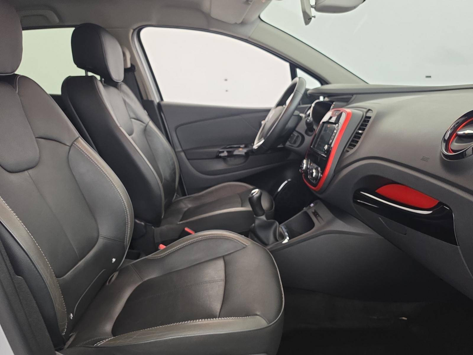Vente en ligne Renault Captur  TCe 90 Energy E6 au prix de 10 790 €
