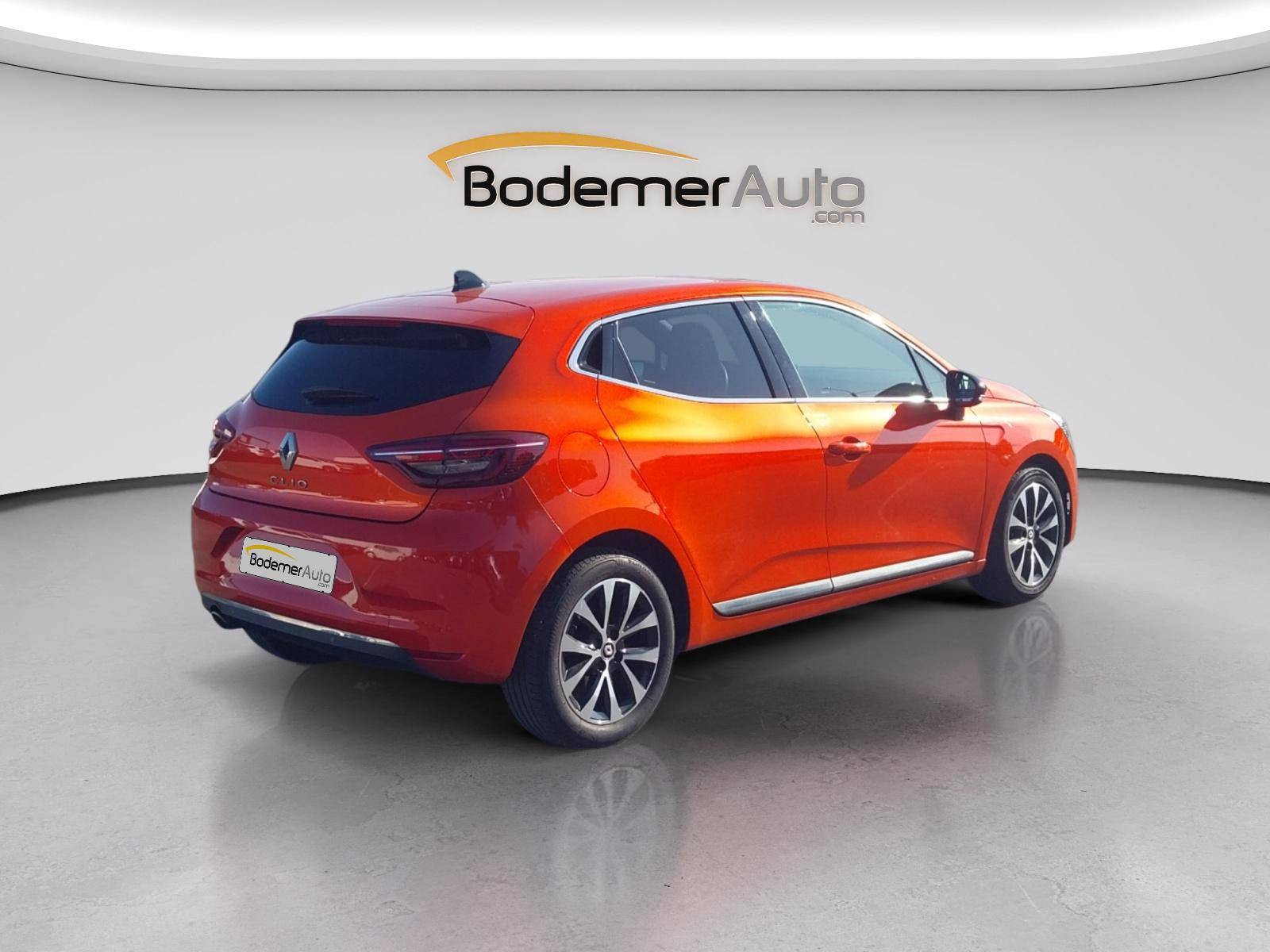 Vente en ligne Renault Clio 5 Clio TCe 90 au prix de 15 290 €