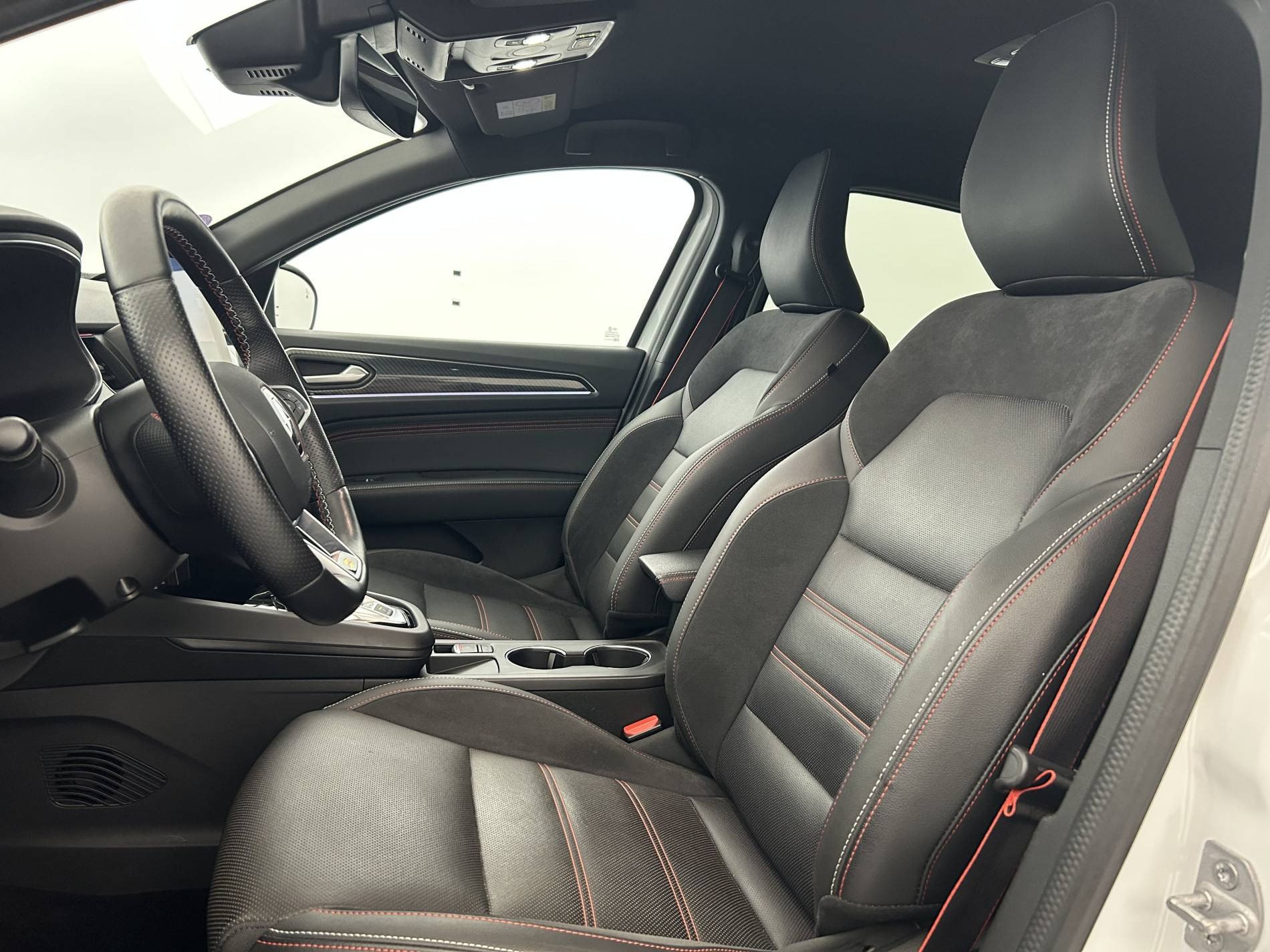 Vente en ligne Renault Arkana  E-Tech hybride 145 au prix de 21 480 €