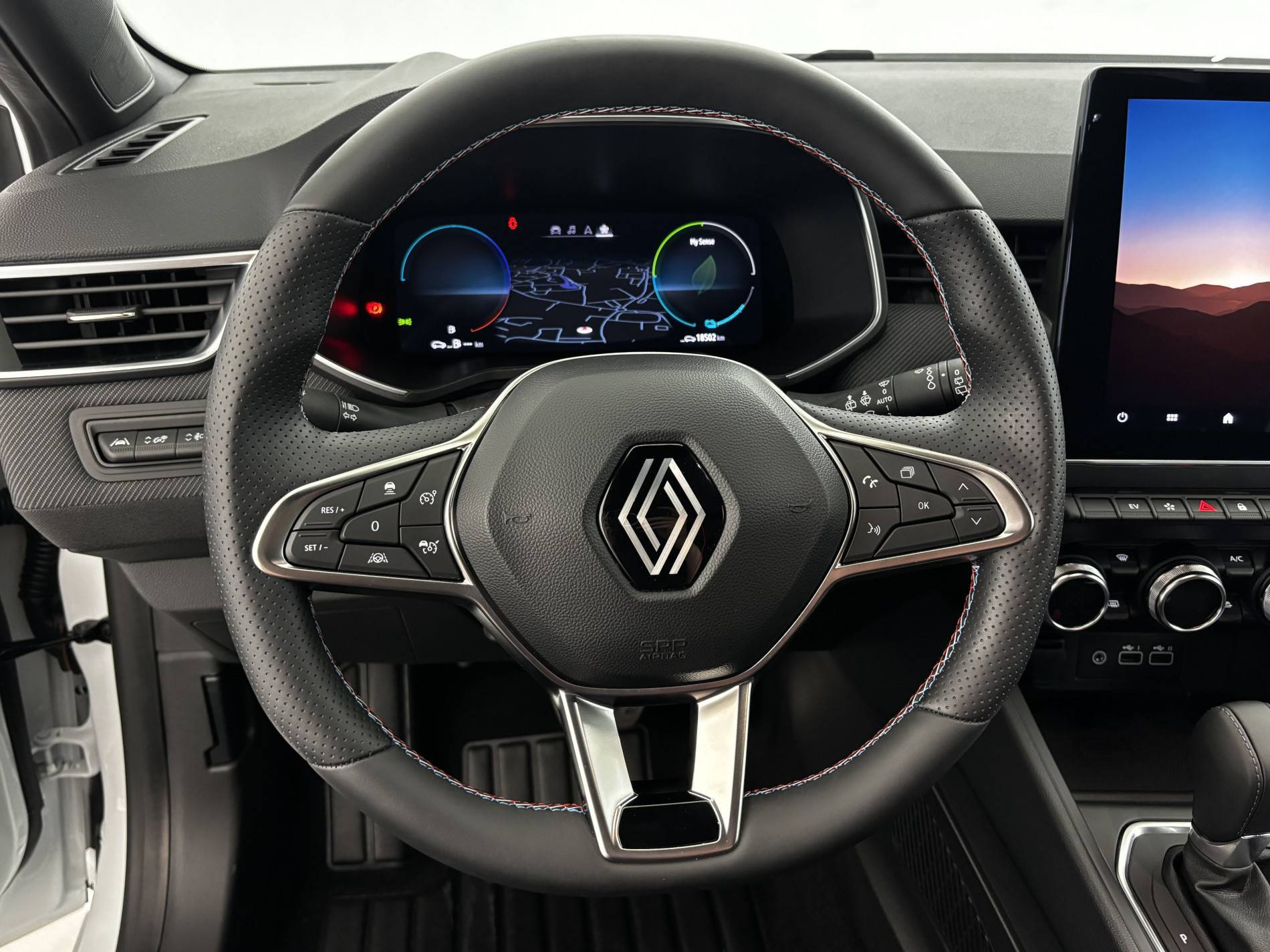 Vente en ligne Renault Clio 5 Clio E-Tech full hybrid 145 au prix de 20 790 €