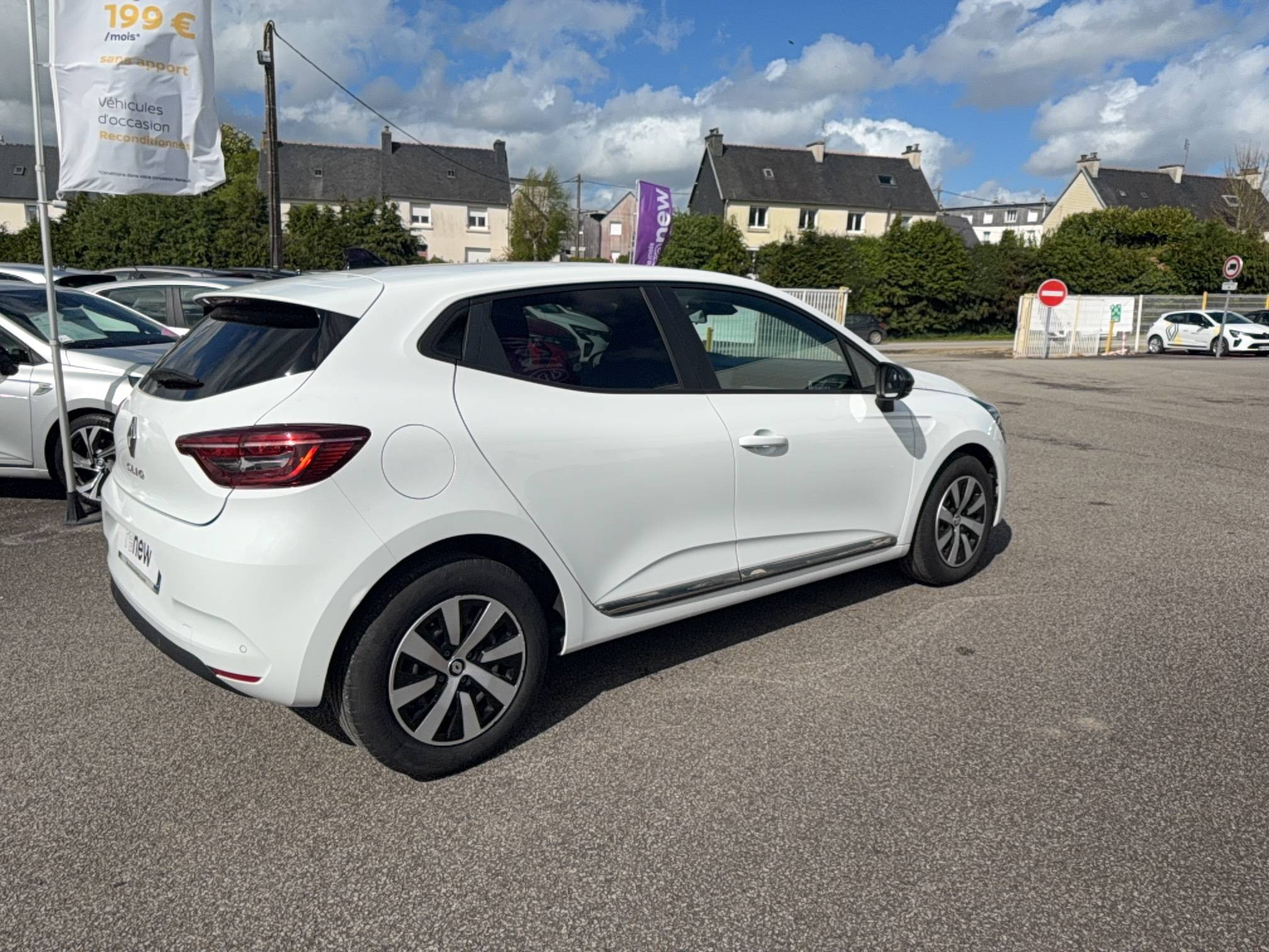 Vente en ligne Renault Clio 5 Clio TCe 90 au prix de 14 990 €