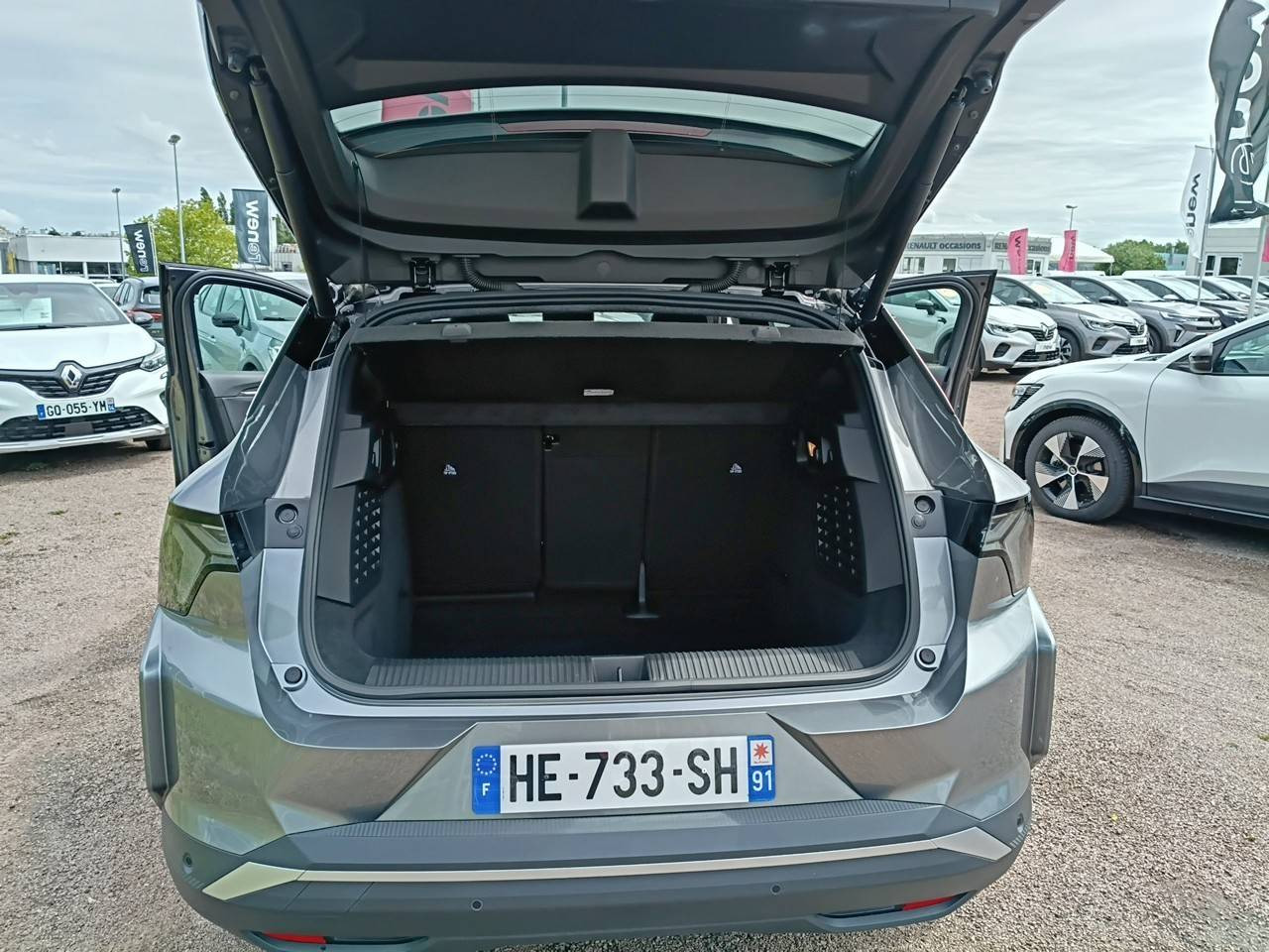 Vente en ligne Renault Scenic E-Tech Scenic E-Tech électrique 220 ch grande autonomie au prix de 40 990 €