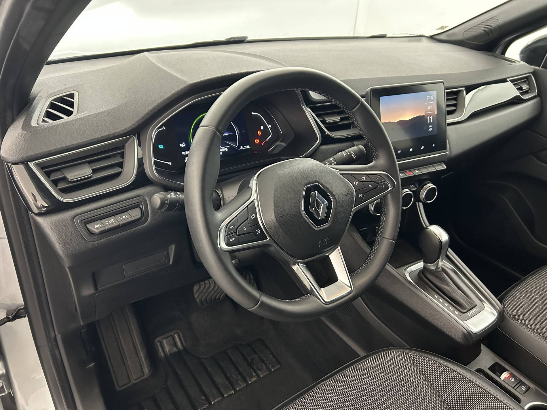 Vente en ligne Renault Captur  E-Tech 145 au prix de 18 690 €