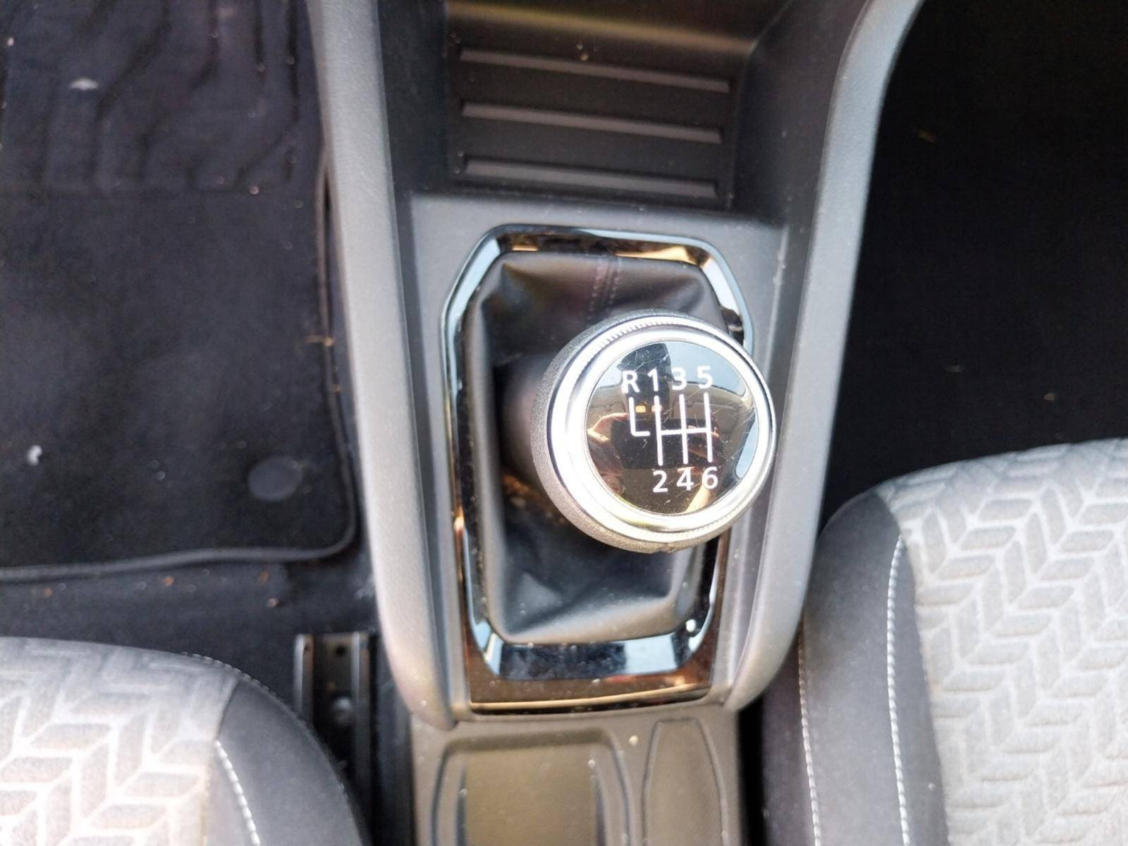 Vente en ligne Renault Clio 5 Clio TCe 100 GPL au prix de 15 990 €