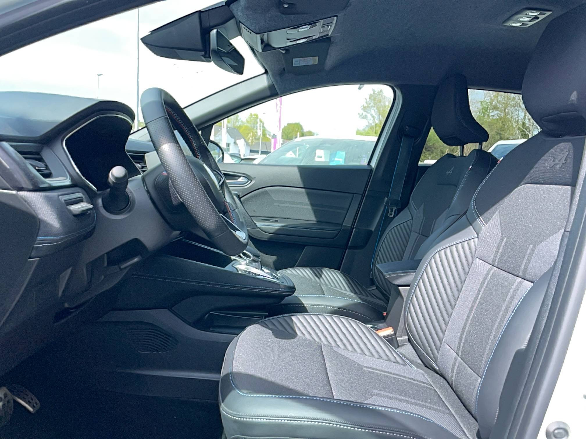 Vente en ligne Renault Captur  E-Tech full hybrid 145 ch au prix de 28 690 €