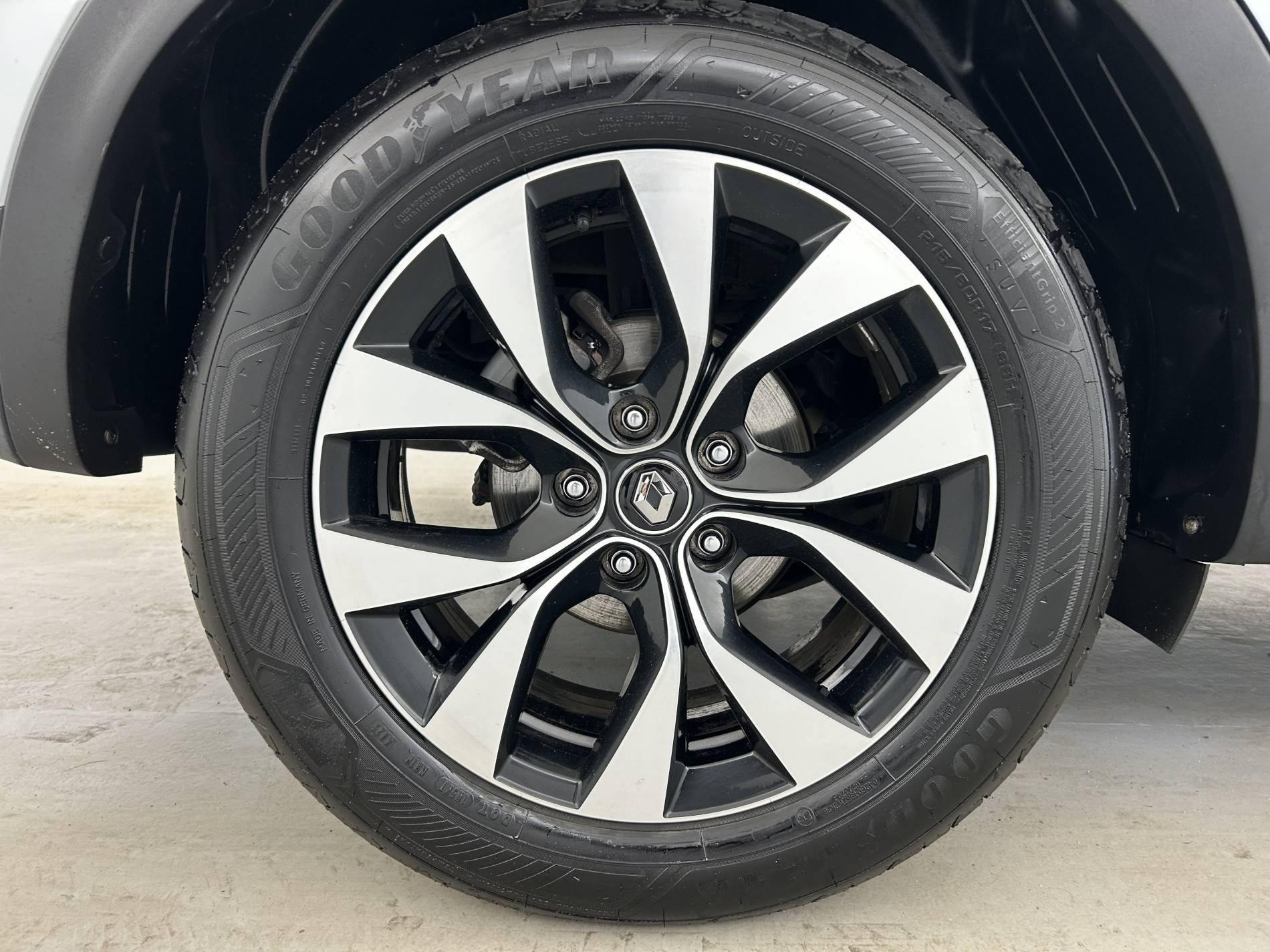 Vente en ligne Renault Arkana  E-Tech 145 au prix de 16 990 €