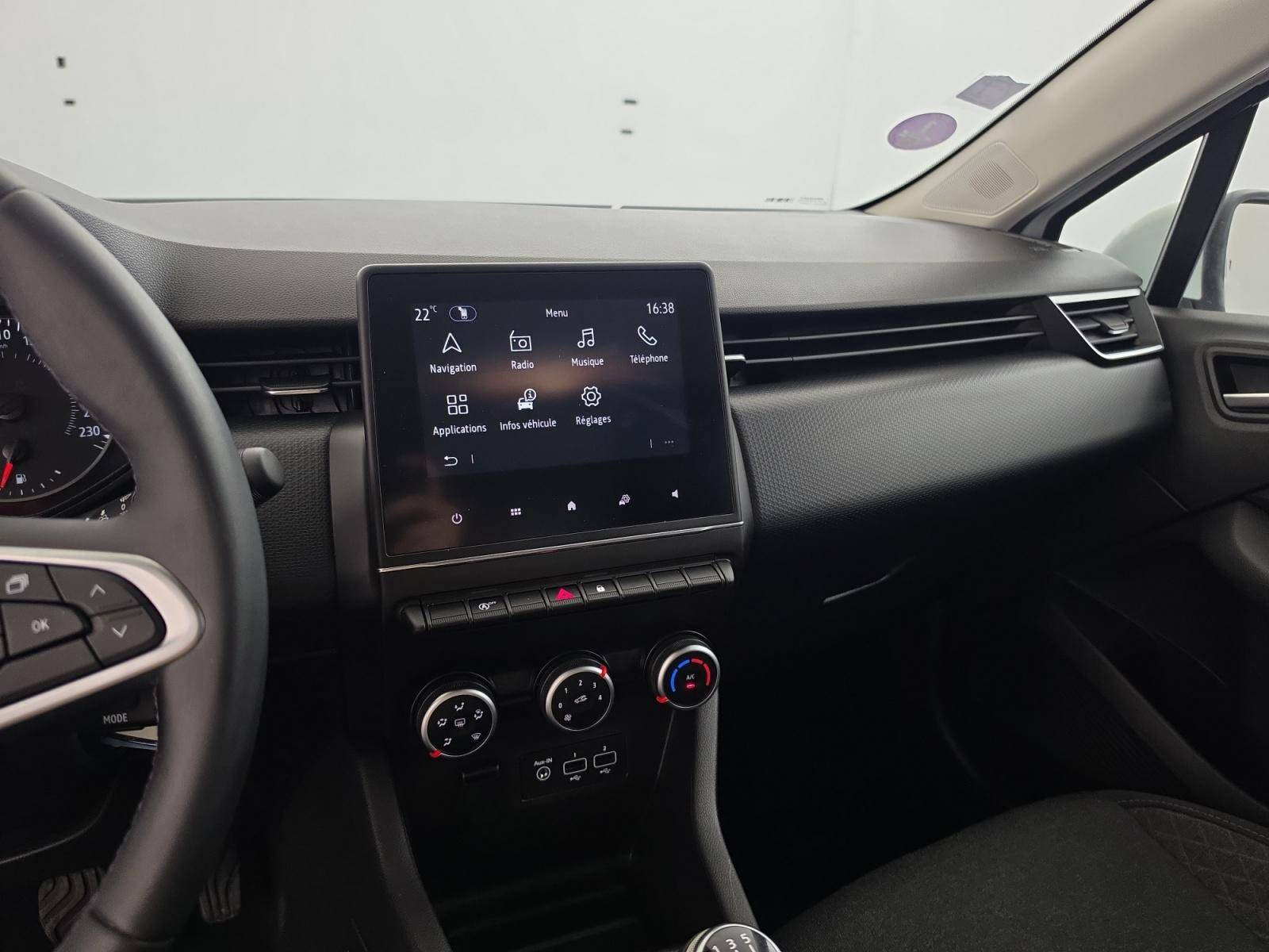 Vente en ligne Renault Clio 5 Clio SCe 65 - 21N au prix de 12 490 €