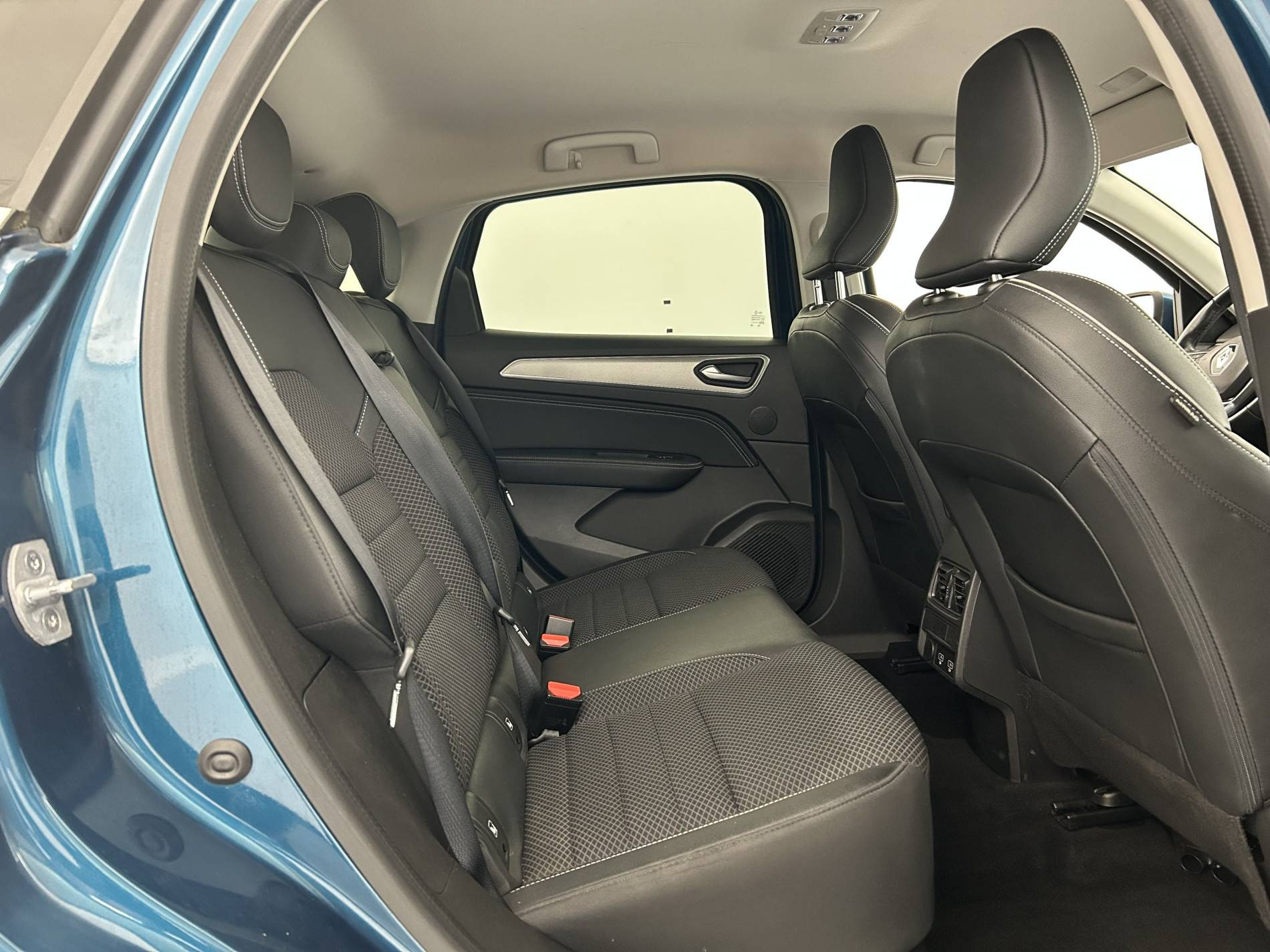 Vente en ligne Renault Arkana  E-Tech 145 - 21B au prix de 18 890 €