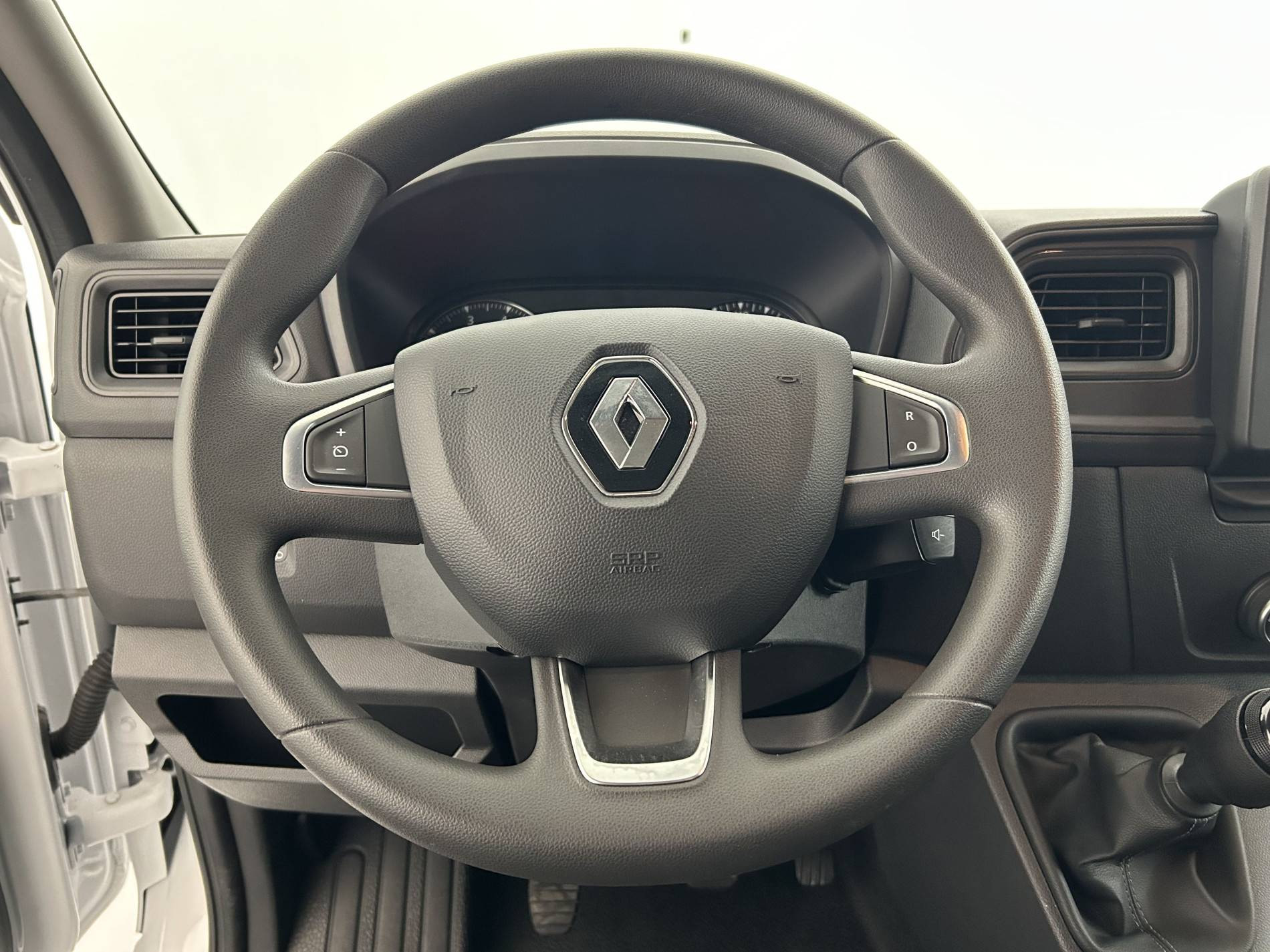 Vente en ligne Renault Master Fourgon MASTER FGN TRAC F3500 L3H3 BLUE DCI 135 au prix de 28 790 €