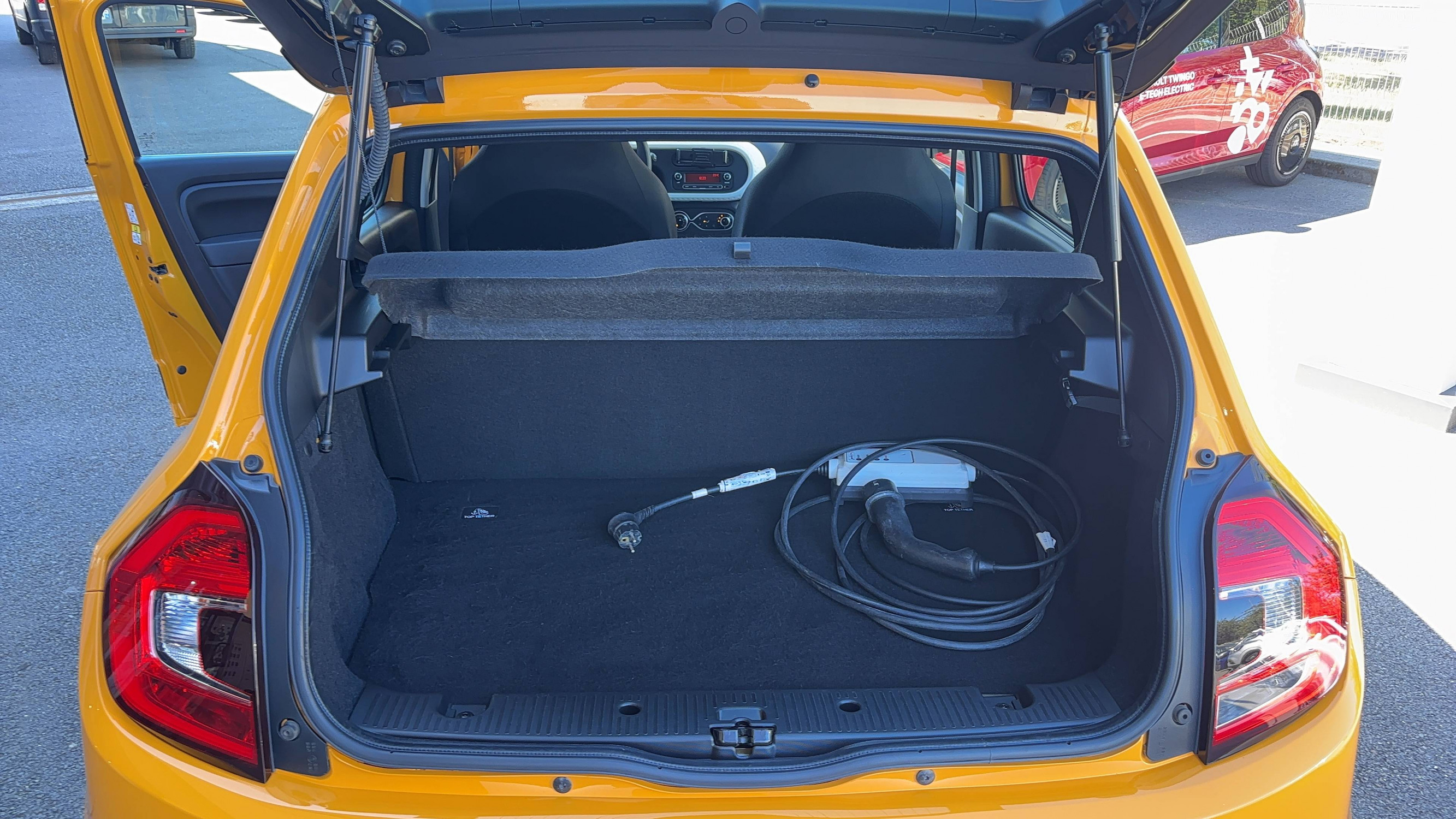 Vente en ligne Renault Twingo Electrique Twingo III E-Tech au prix de 12 990 €