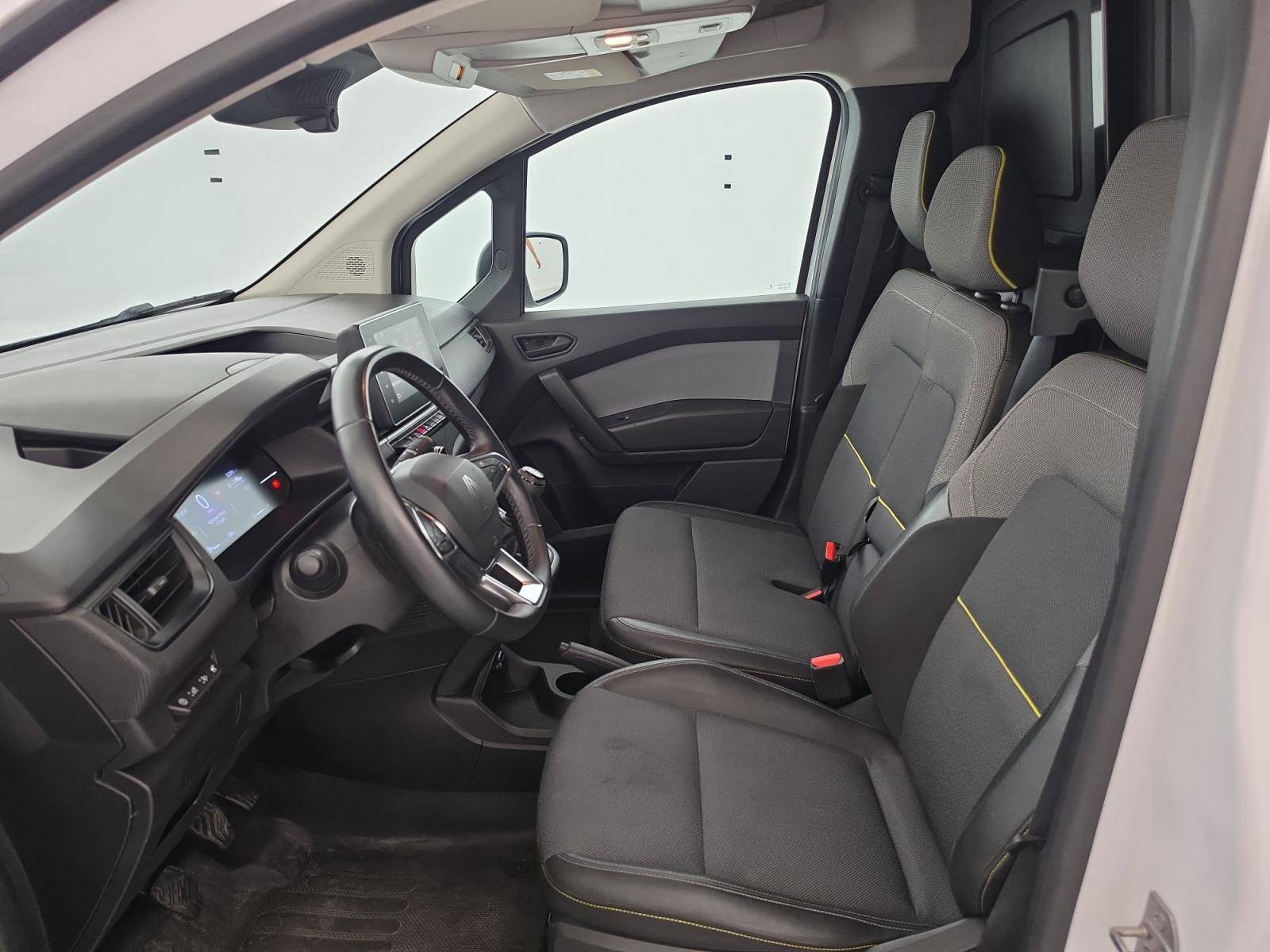Vente en ligne Renault Kangoo Van  FG TOLE BLUE DCI 95 L1 GSR2 au prix de 17 990 €