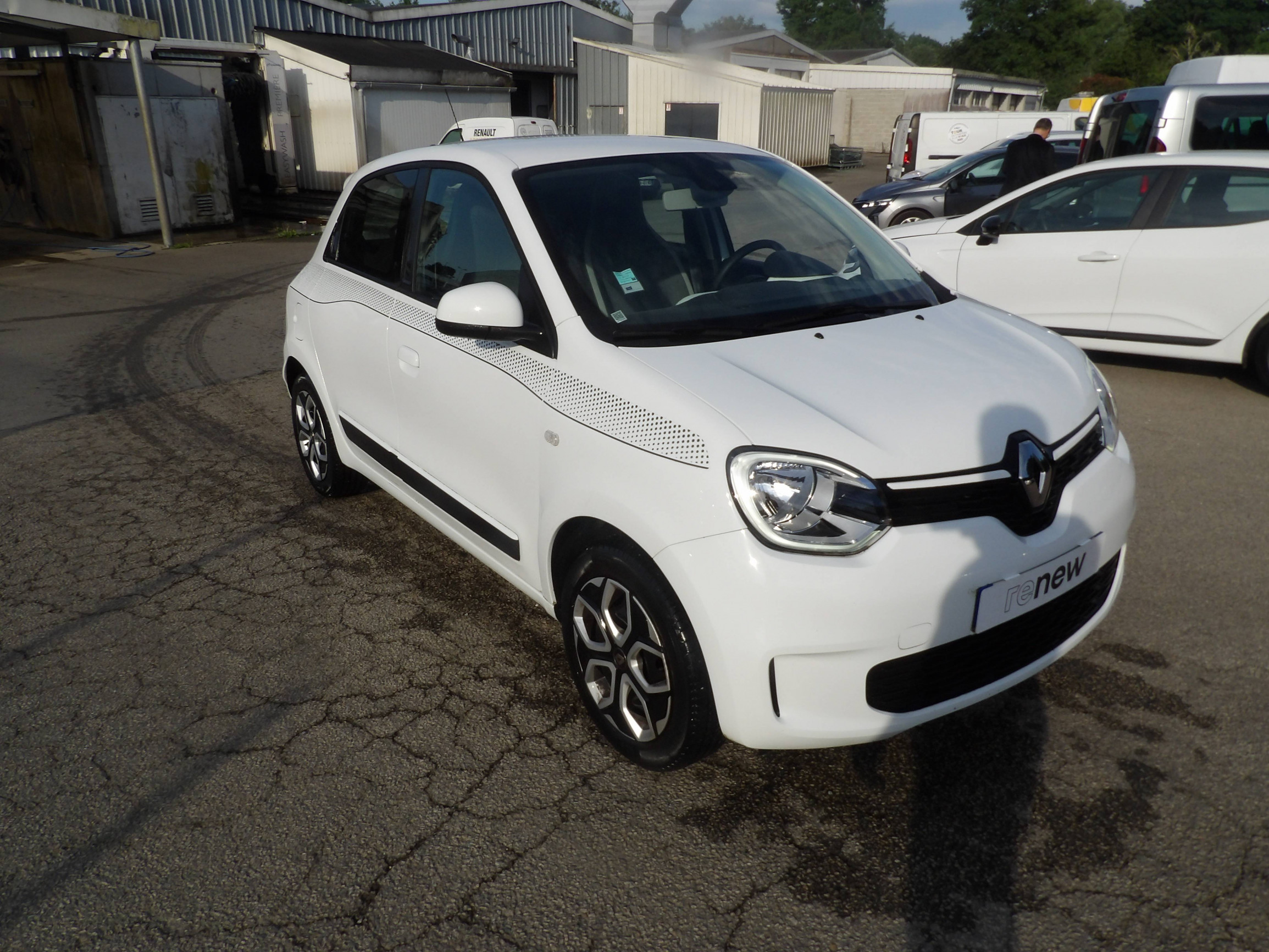 Vente en ligne Renault Twingo 3  SCe 65 - 21 au prix de 12 499 €