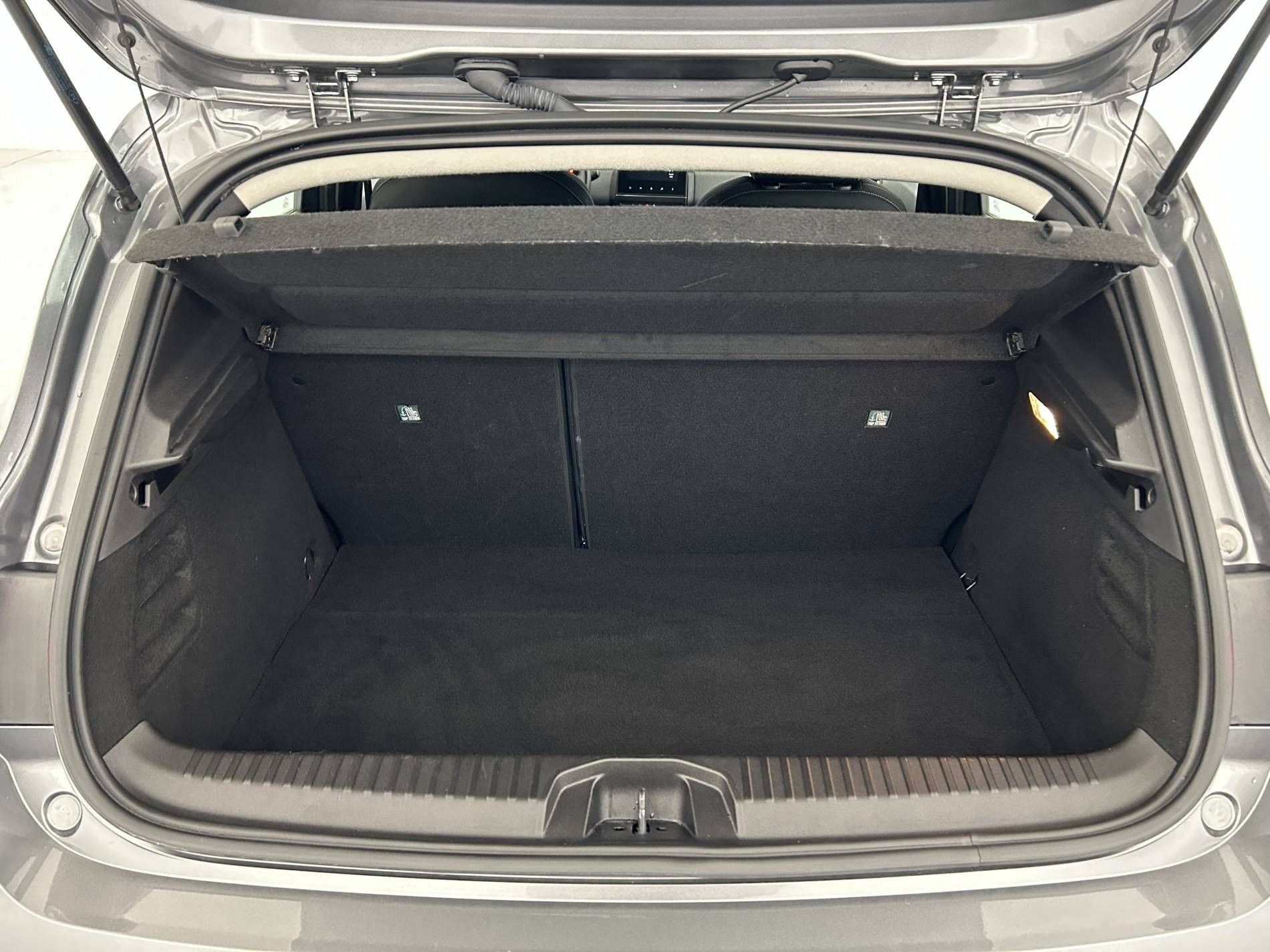 Vente en ligne Renault Clio 5 Clio E-Tech full hybrid 145 ch GSR2 au prix de 19 790 €