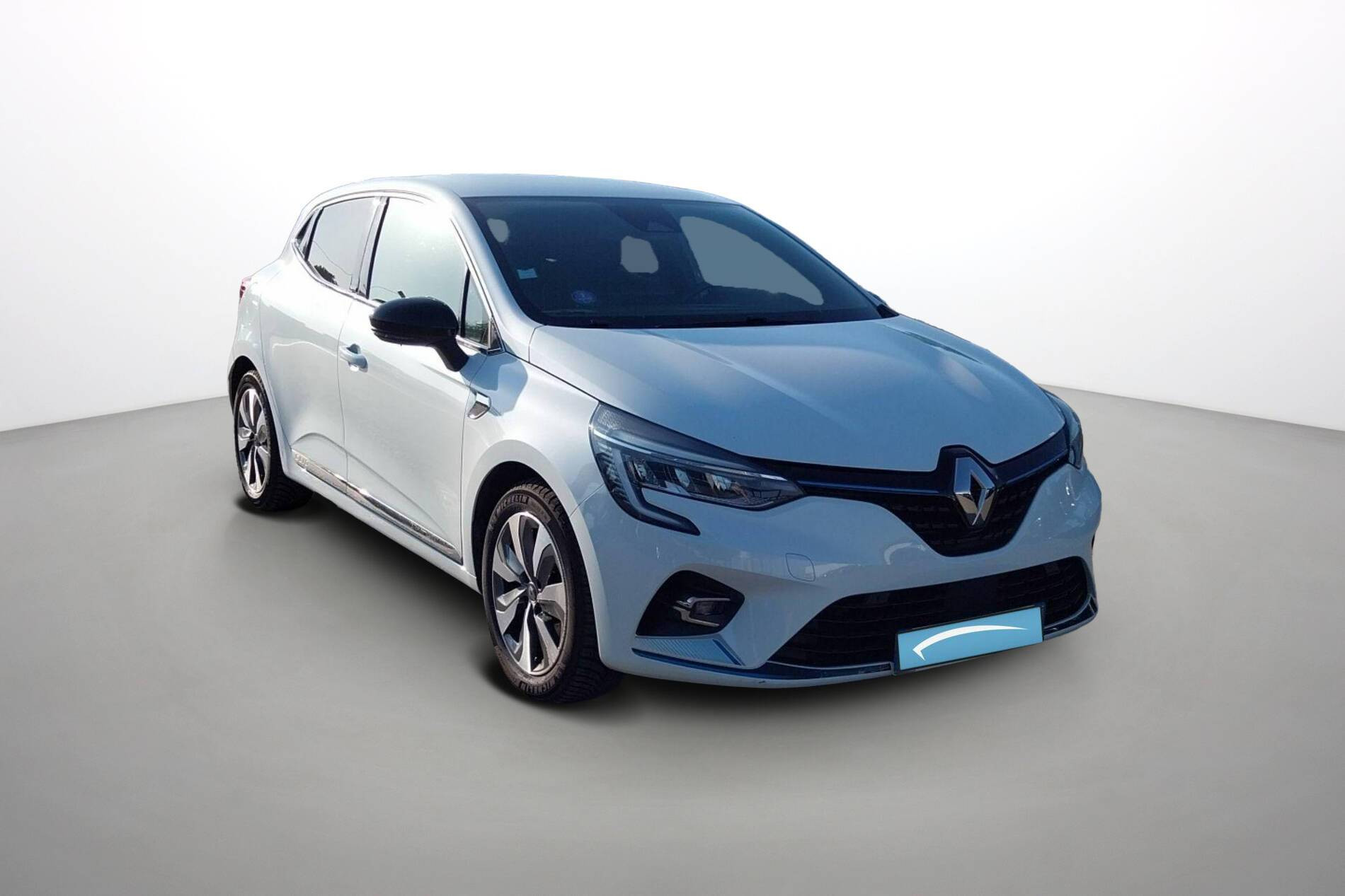 Vente en ligne Renault Clio 5 Clio E-Tech 140 au prix de 16 490 €