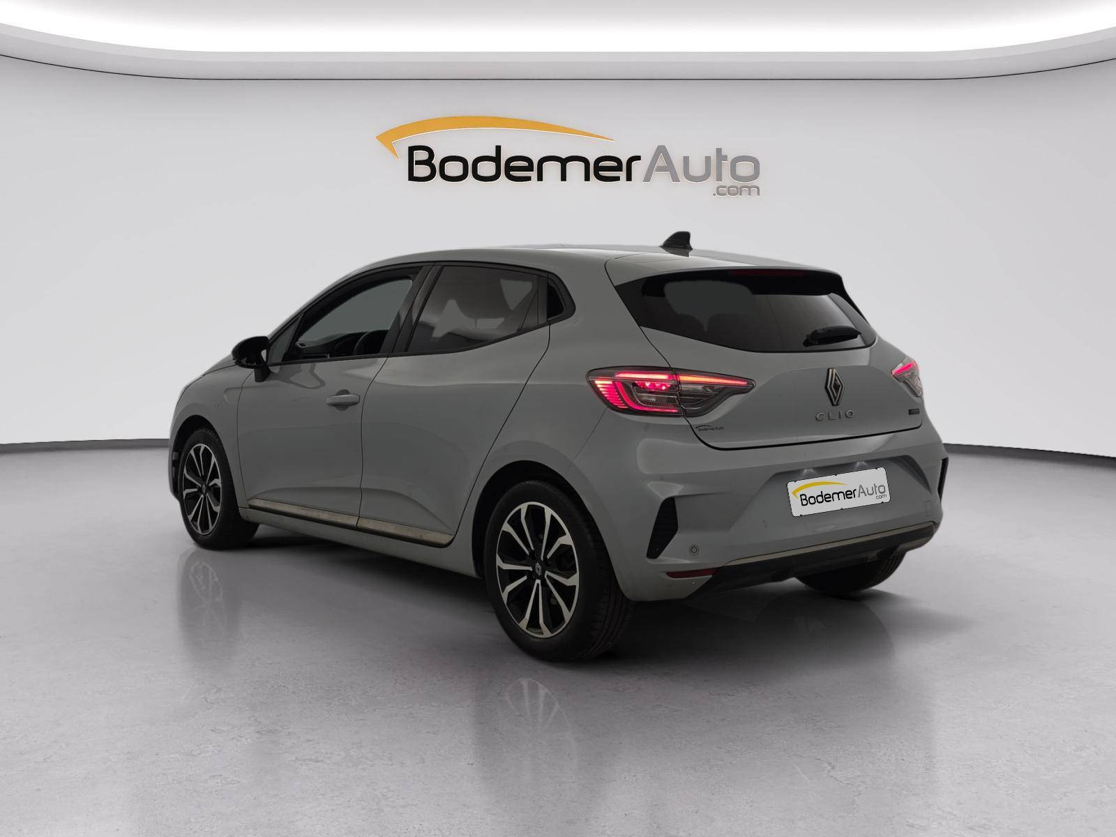 Vente en ligne Renault Clio 5 Clio E-Tech full hybrid 145 au prix de 18 390 €