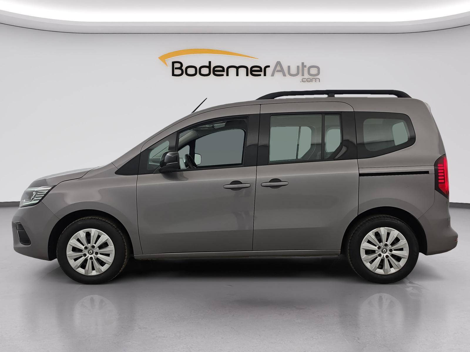 Vente en ligne Renault Kangoo  Blue dCi 95 au prix de 17 491 €