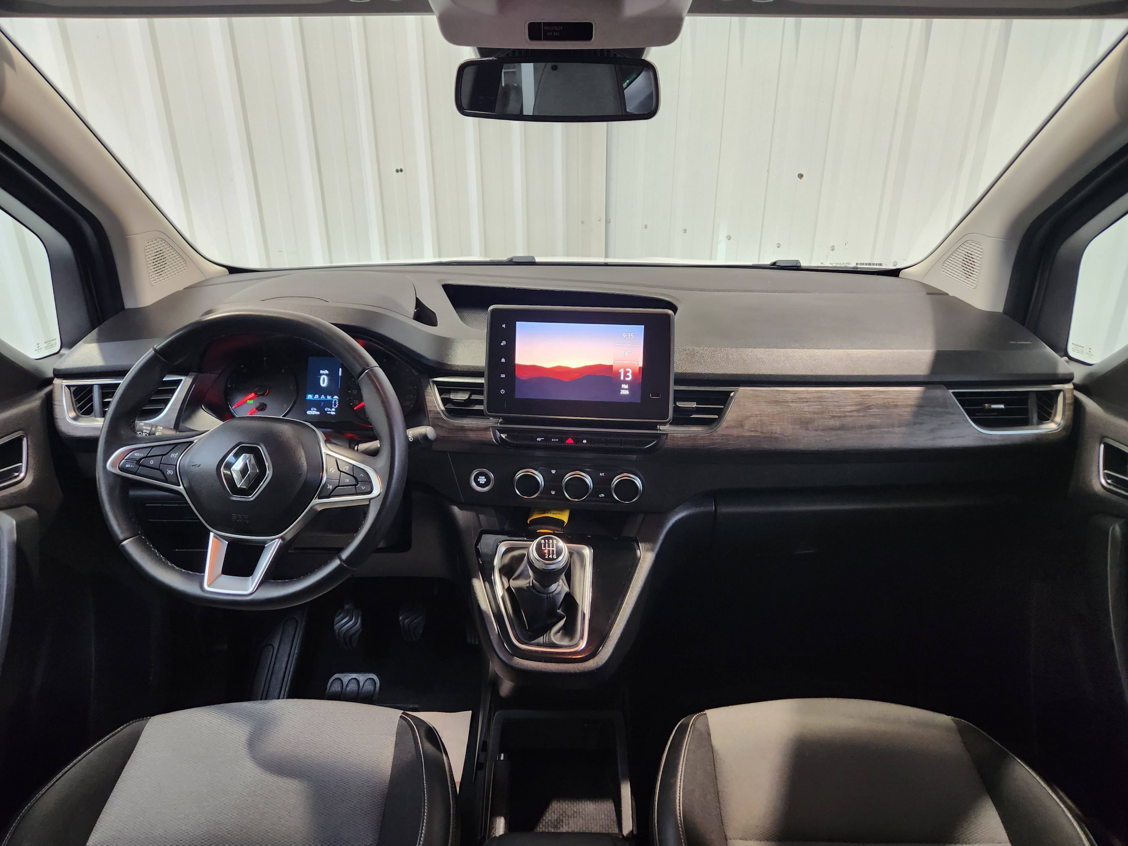 Vente en ligne Renault Kangoo  Blue dCi 95 au prix de 21 490 €