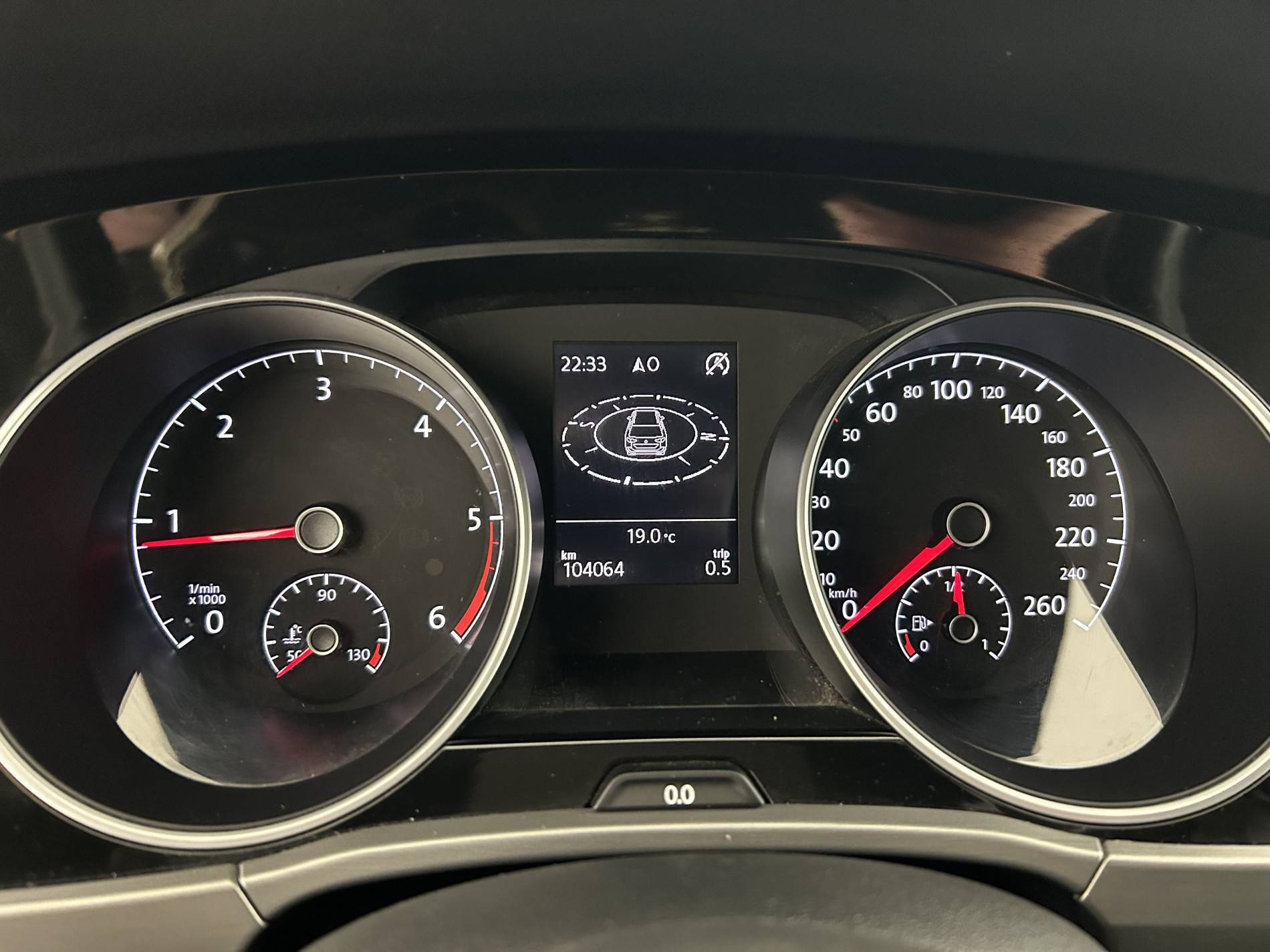 Vente en ligne Volkswagen Touran Touran 1.6 TDI 115 BMT 7pl au prix de 17 990 €