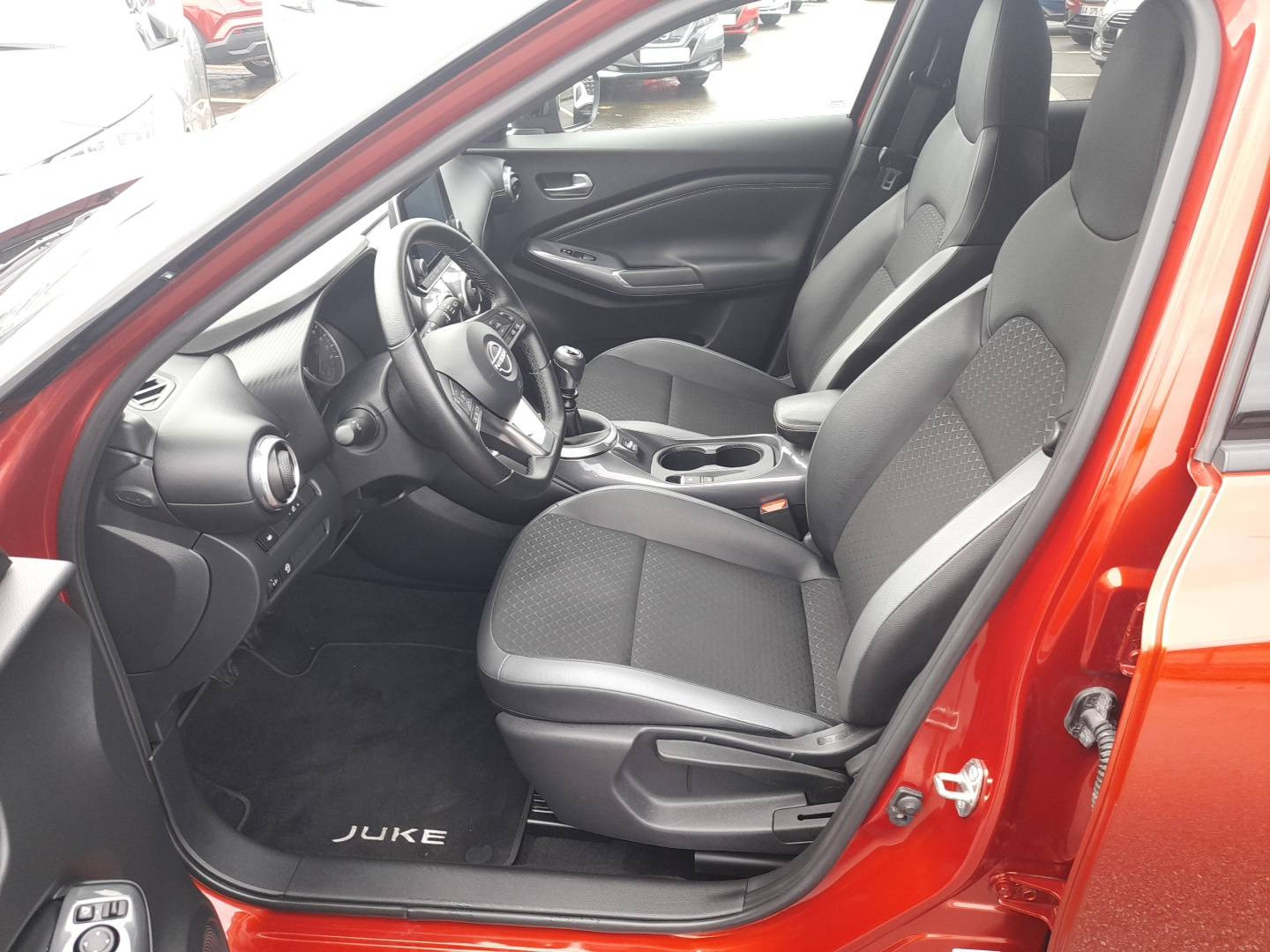 Vente en ligne Nissan Juke F16A SHADOW DIG-T 114 au prix de 18 690 €