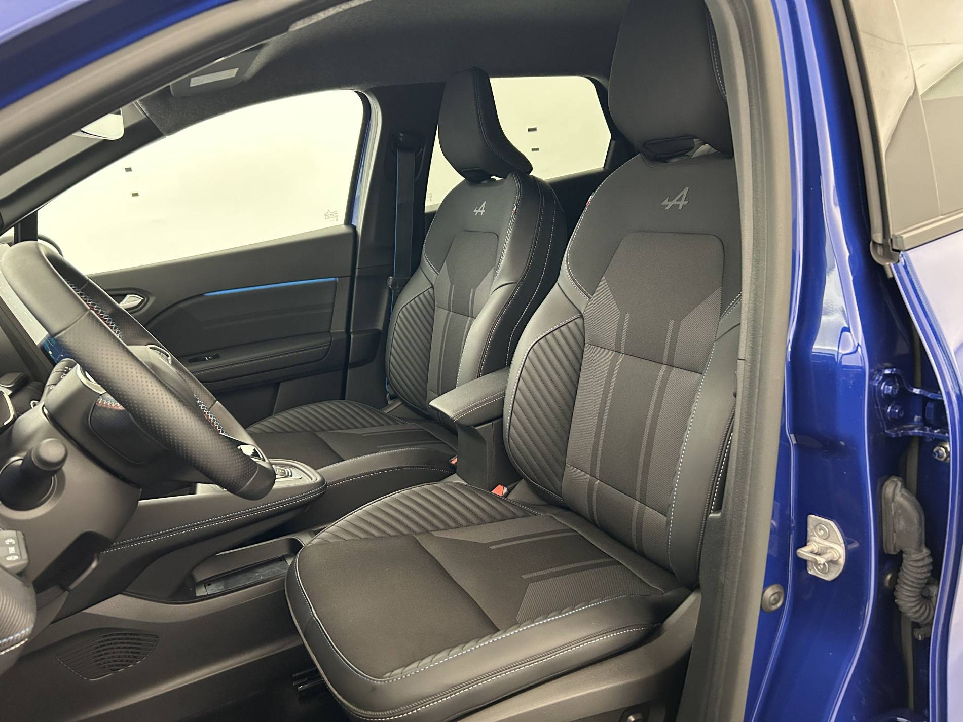 Vente en ligne Renault Symbioz  E-Tech full hybrid 145 au prix de 29 990 €