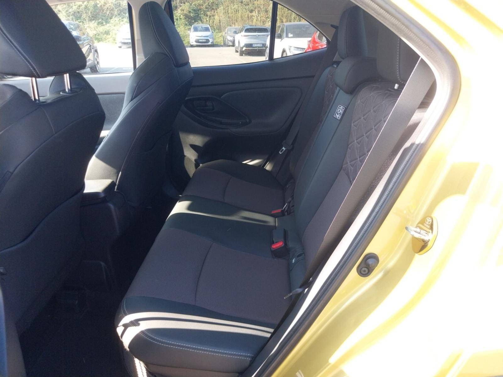 Vente en ligne Toyota Yaris Cross  116h 2WD au prix de 21 490 €