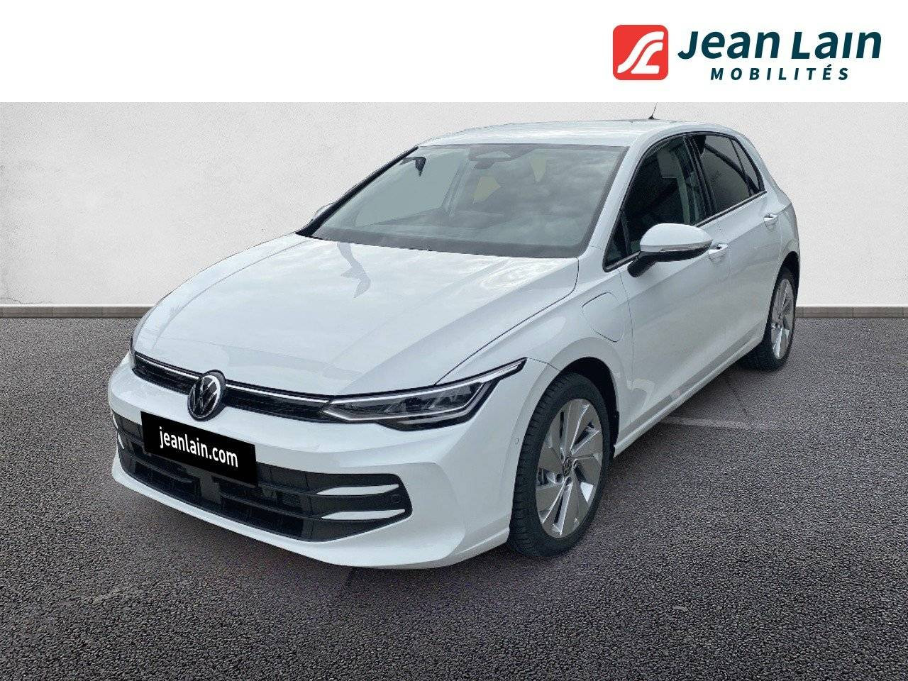 Vente en ligne VOLKSWAGEN GOLF Golf 1.5 eHybrid 204 DSG6 VW Edition de 2025 au prix de 39 990 €