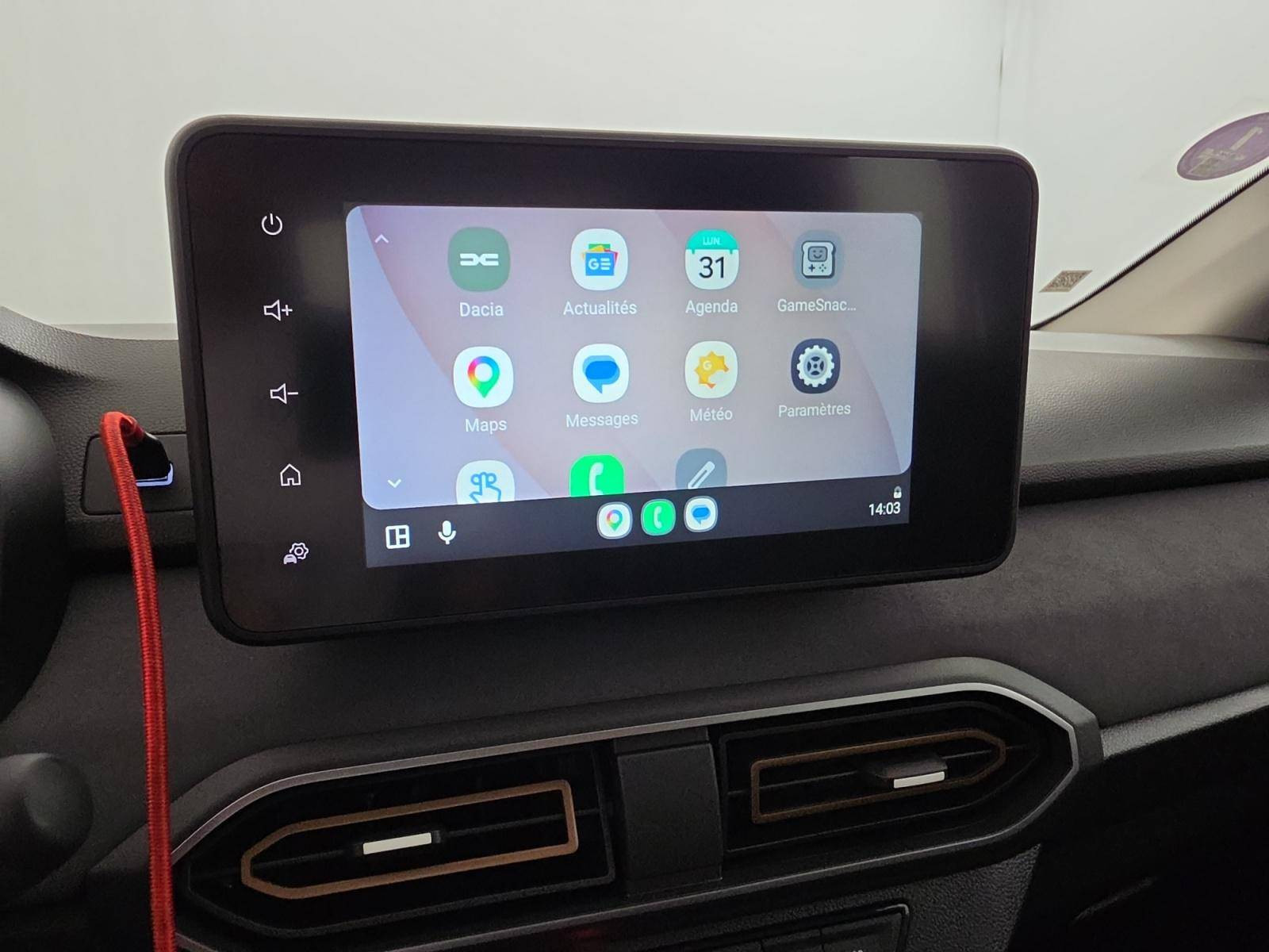 Vente en ligne Dacia Sandero  ECO-G 100 au prix de 15 900 €
