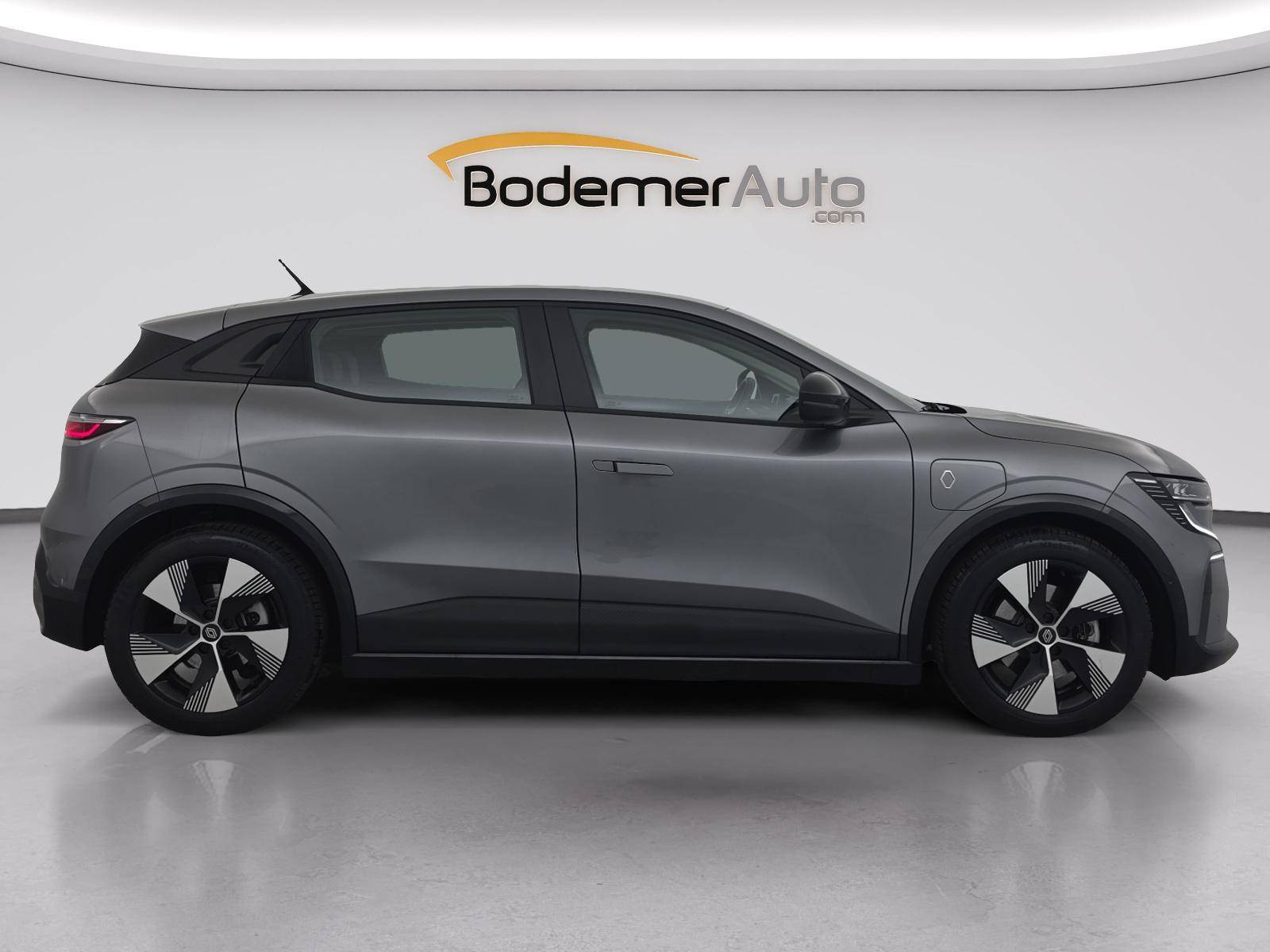 Vente en ligne Renault Megane E-Tech  EV60 220 ch super charge au prix de 23 990 €