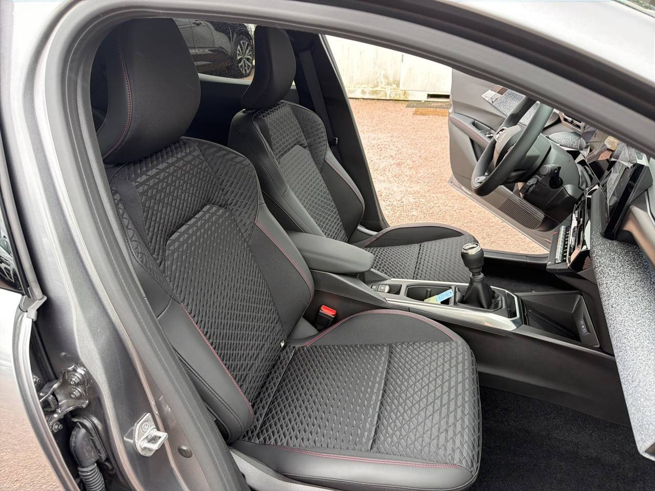 Vente en ligne Renault Clio 6 Clio TCe 115 ch au prix de 23 590 €