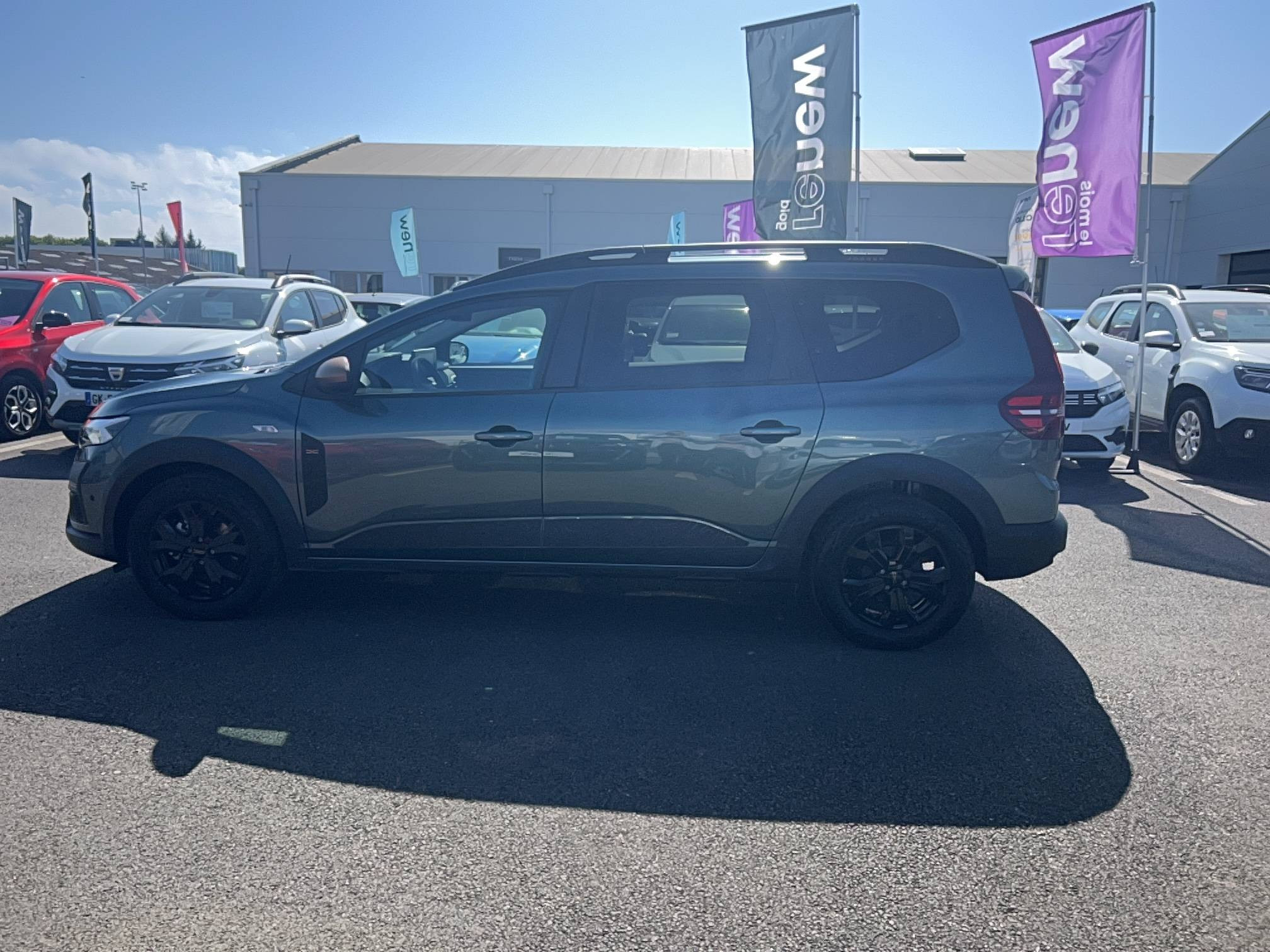 Vente en ligne Dacia Jogger  Hybrid 140 7 places GSR2 au prix de 24 990 €