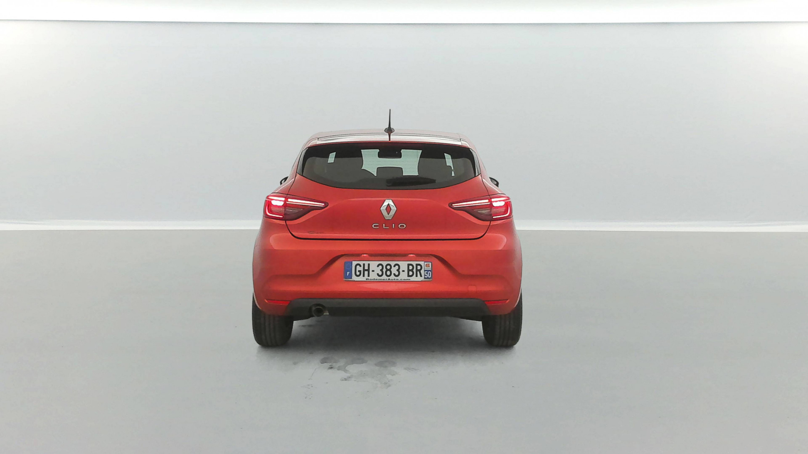 Vente en ligne Renault Clio 5 Clio TCe 90 - 21N au prix de 13 990 €