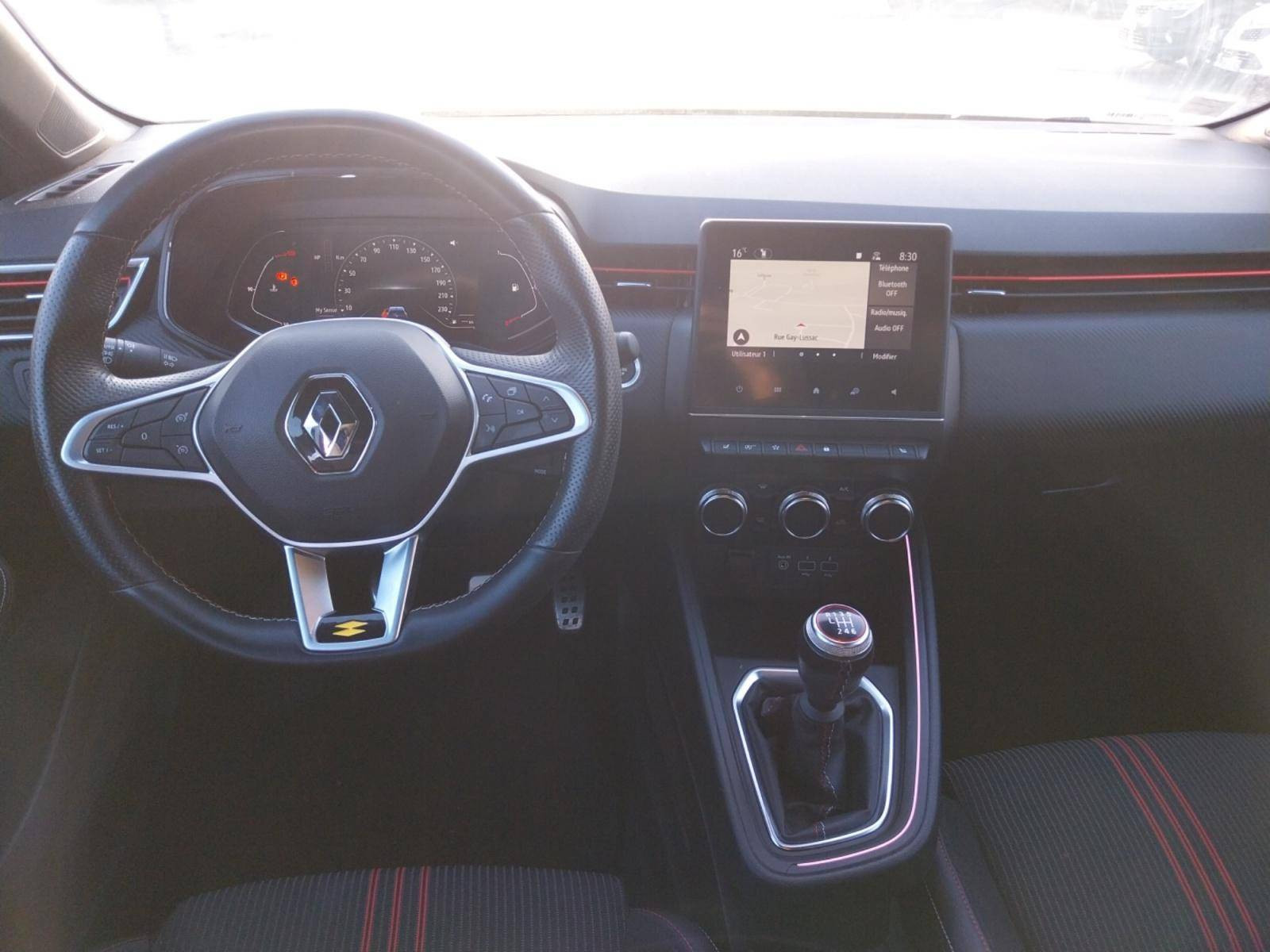 Vente en ligne Renault Clio 5 Clio TCe 140 au prix de 17 990 €