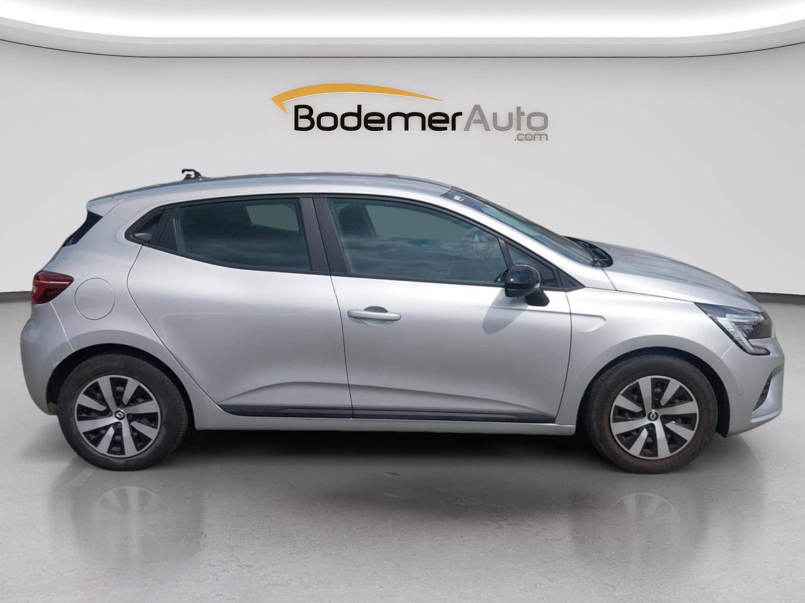 Vente en ligne Renault Clio 5 Clio TCe 90 au prix de 13 390 €