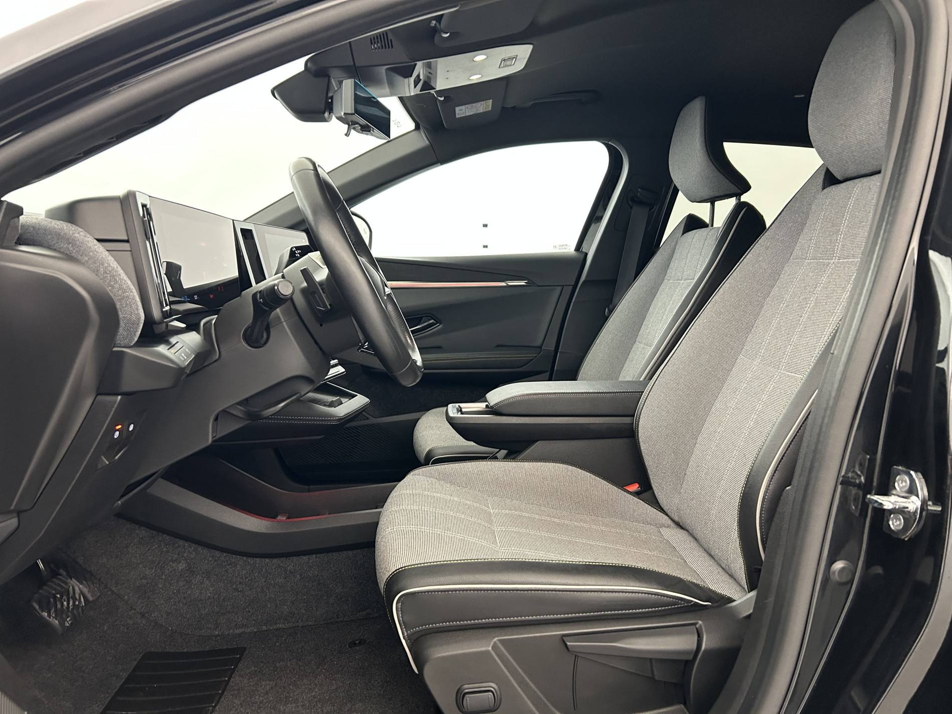 Vente en ligne Renault Megane E-Tech  EV60 220 ch super charge au prix de 23 990 €