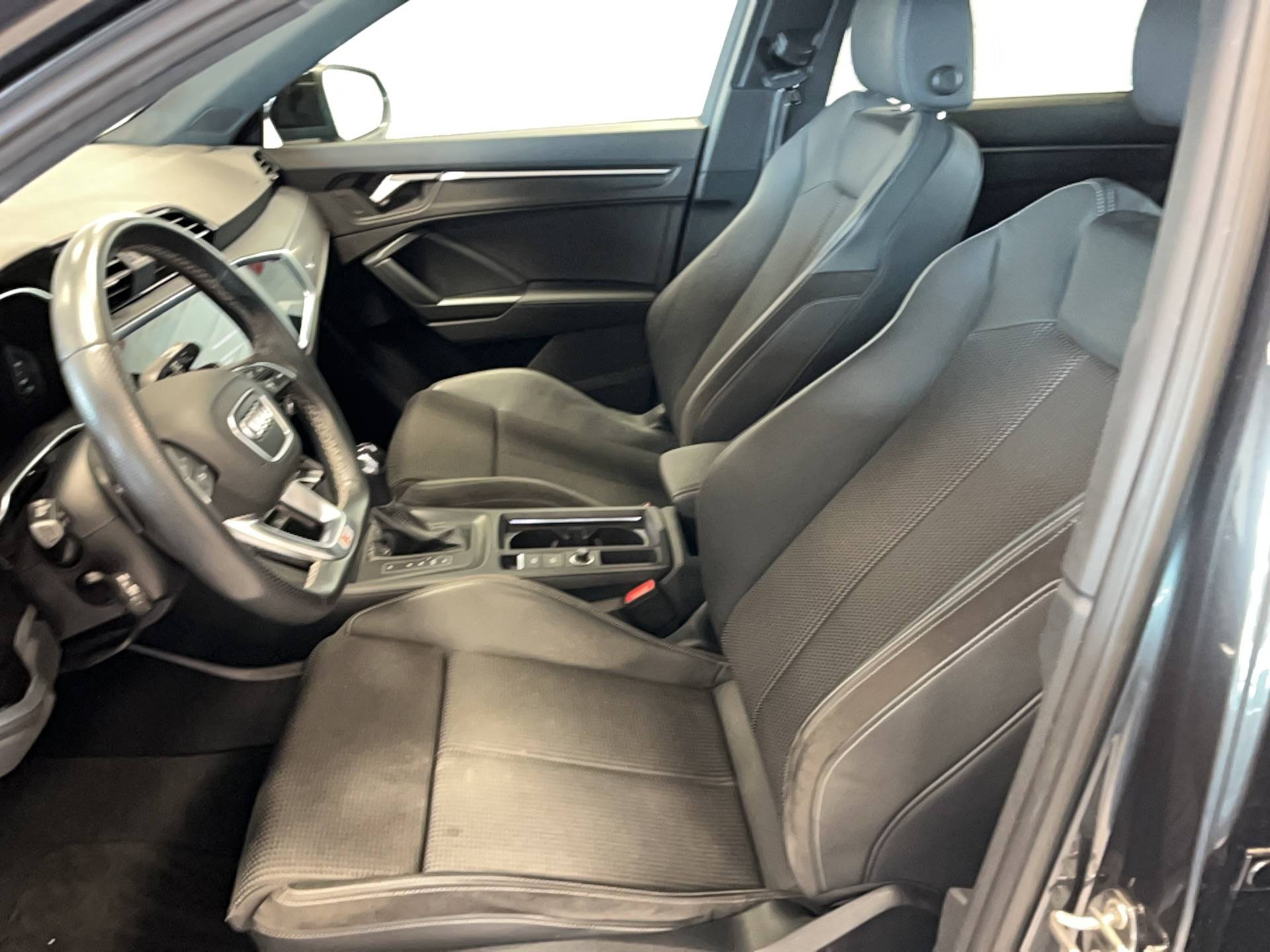 Vente en ligne Audi Q3  35 TDI 150 ch S tronic 7 au prix de 32 990 €