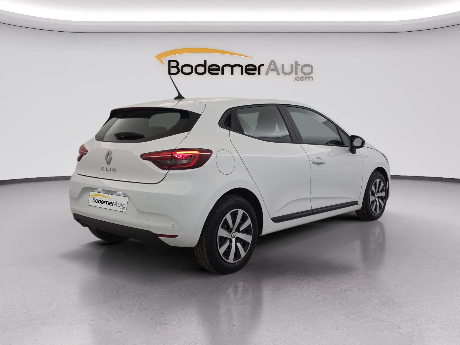 Vente en ligne Renault Clio 5 Clio TCe 90 au prix de 14 490 €