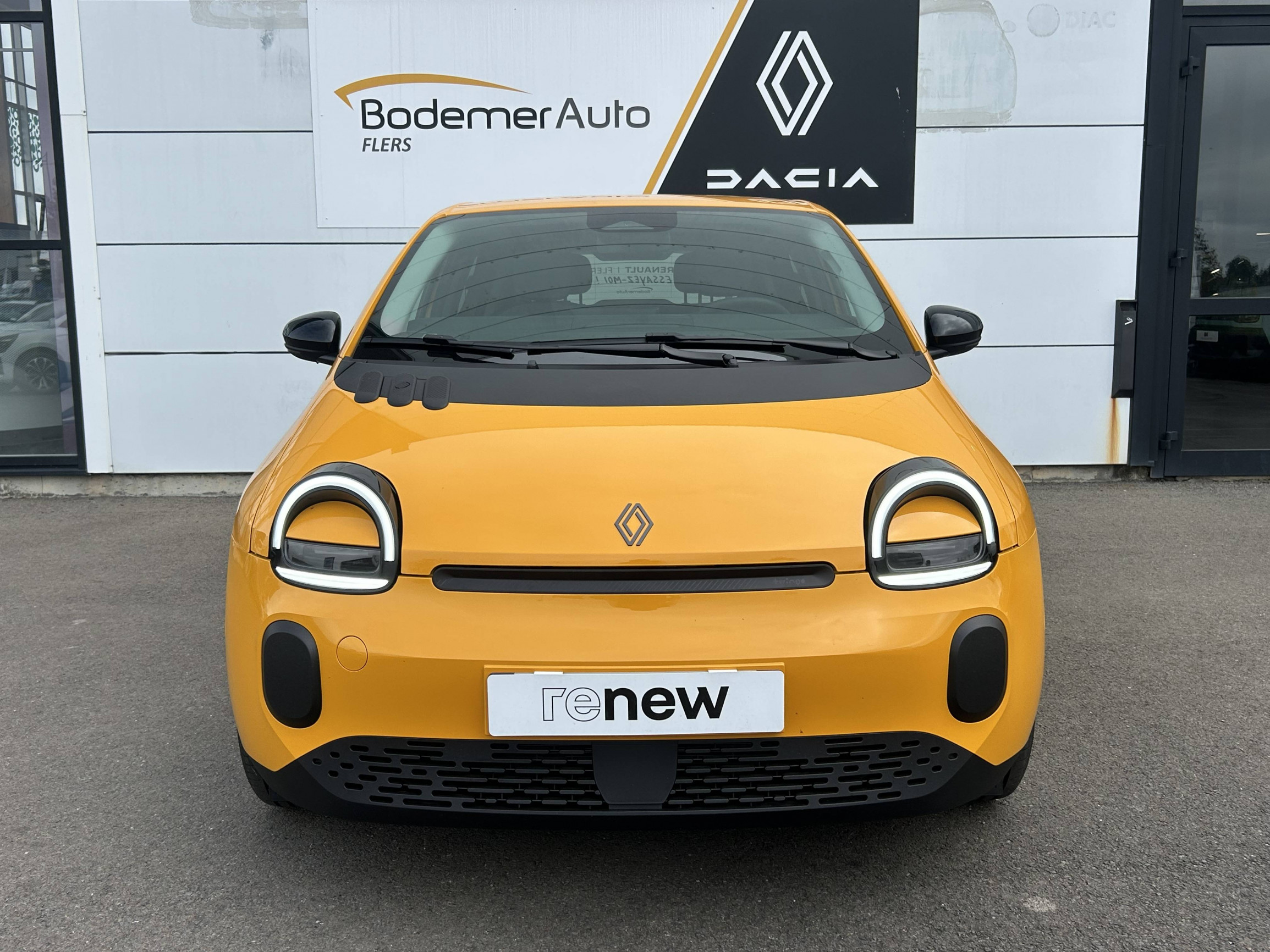 Vente en ligne Renault Twingo Electrique  80 ch autonomie urbaine au prix de 21 780 €