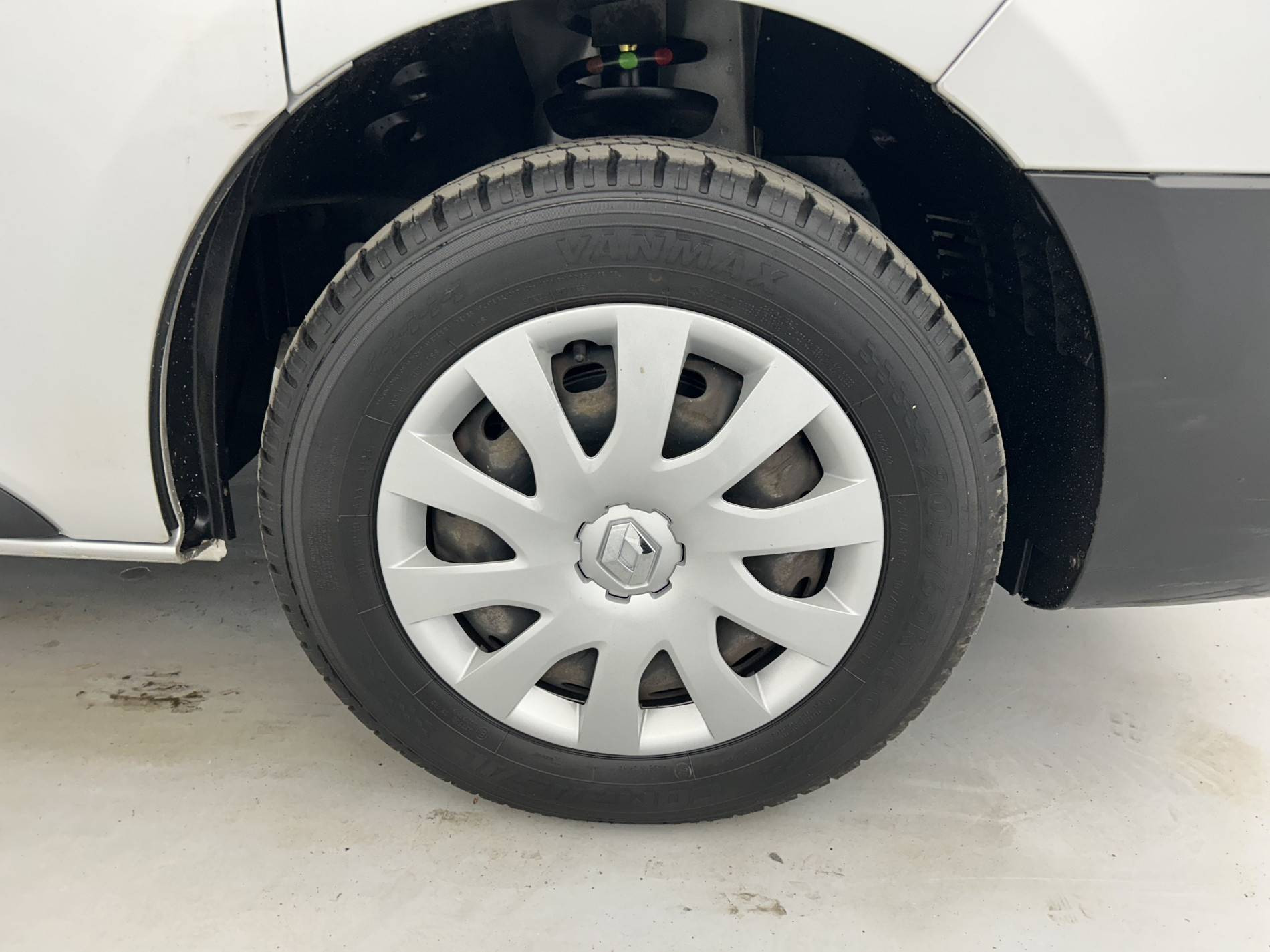 Vente en ligne Renault Trafic Cabine Approfondie TRAFIC CA L1H1 1000 KG DCI 120 E6 au prix de 15 990 €