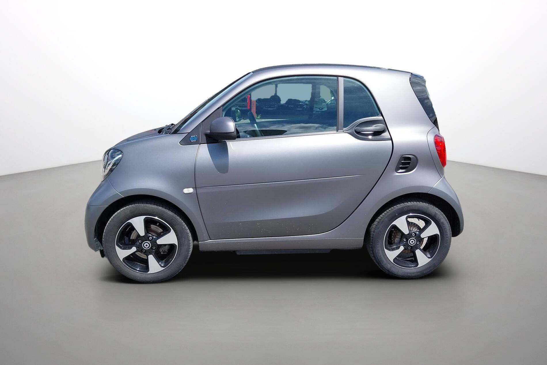 Vente en ligne Smart ForTwo Coupe Fortwo Coupé 82 ch au prix de 14 970 €